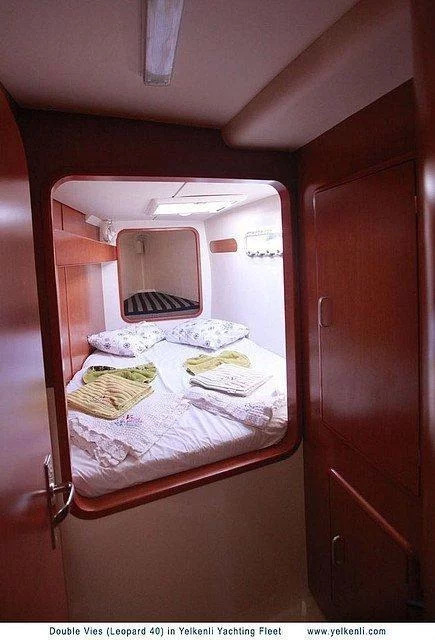 Leopard 40 (Double Vies) Starboard Front Cabin - 19