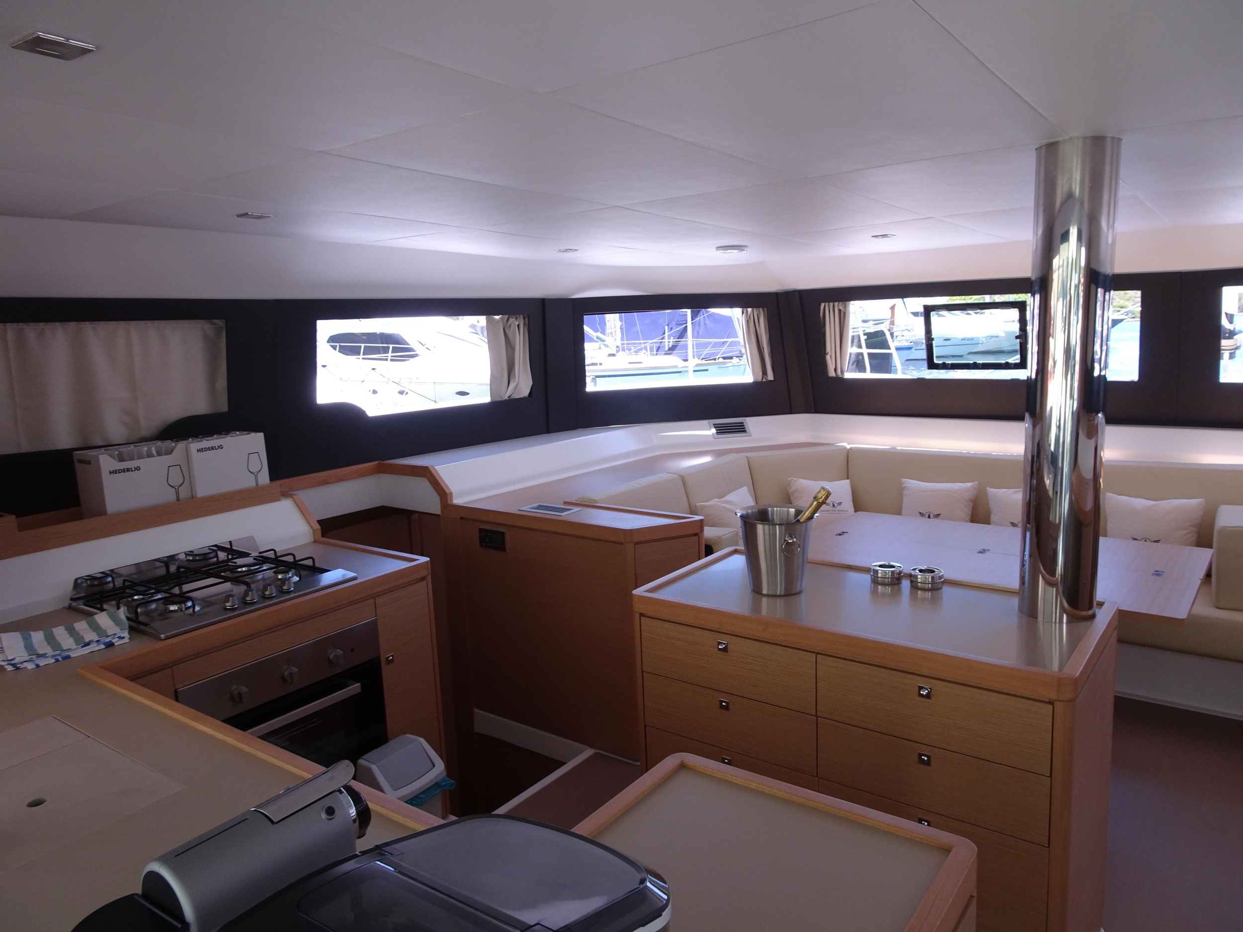 Photo #6 - Dufour Catamaran 48 5c+5h (Sonia) in Salerno - 9811