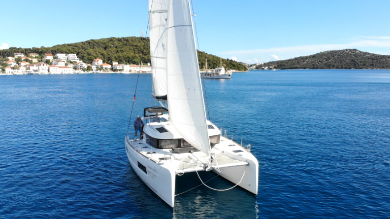 Photo #24 - Lagoon 40 (Balance 69) en Rogoznica - 9170