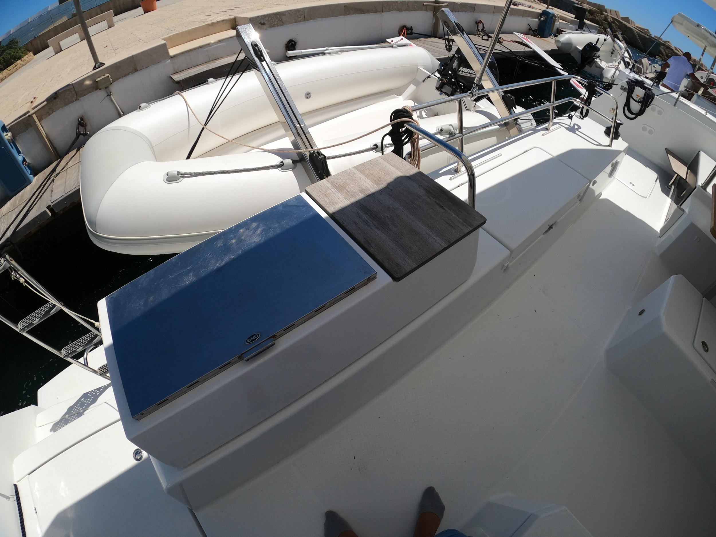 Photo #26 - Fountaine Pajot Astréa 42 (Wm-Ac in dinette-Gen-Sol.Pan) (Astrea) in Castellamare del Golfo - 12855