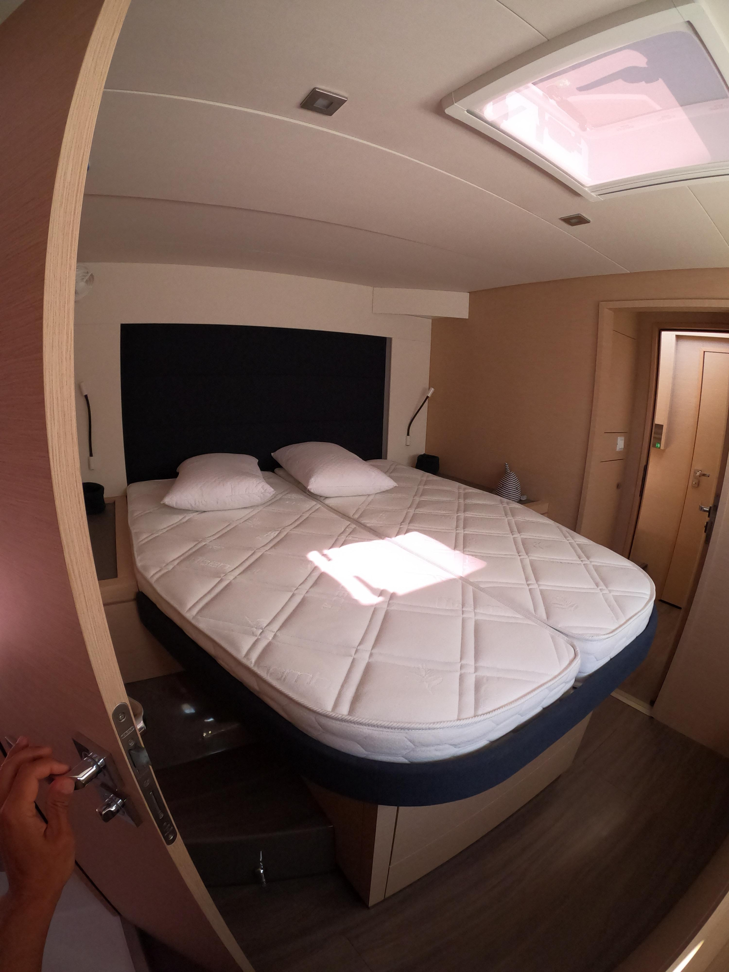 Photo #2 - Fountaine Pajot Saona 47 (Wm-AC-Gen-Sol.Pan) (Saona) in Castellamare del Golfo - 12854