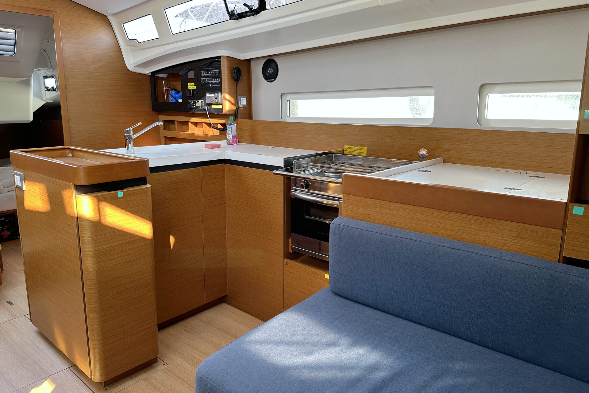Photo #15 - Sun Odyssey 410 3 Kab. (Lara) in Krk - 17103