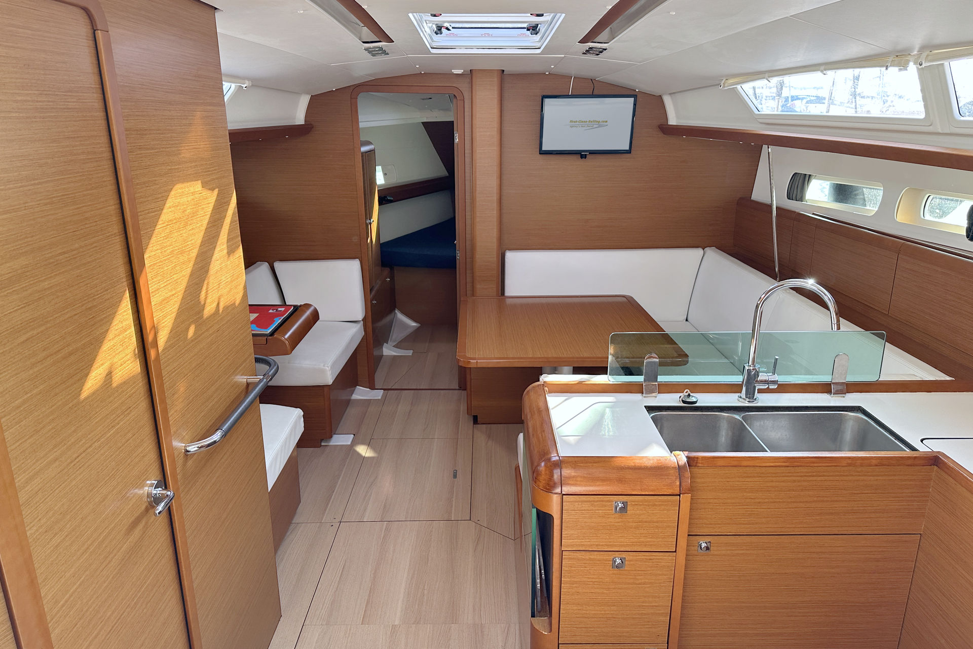 Photo #23 - Sun Odyssey 419 (Happy Welcome) in Krk - 9159