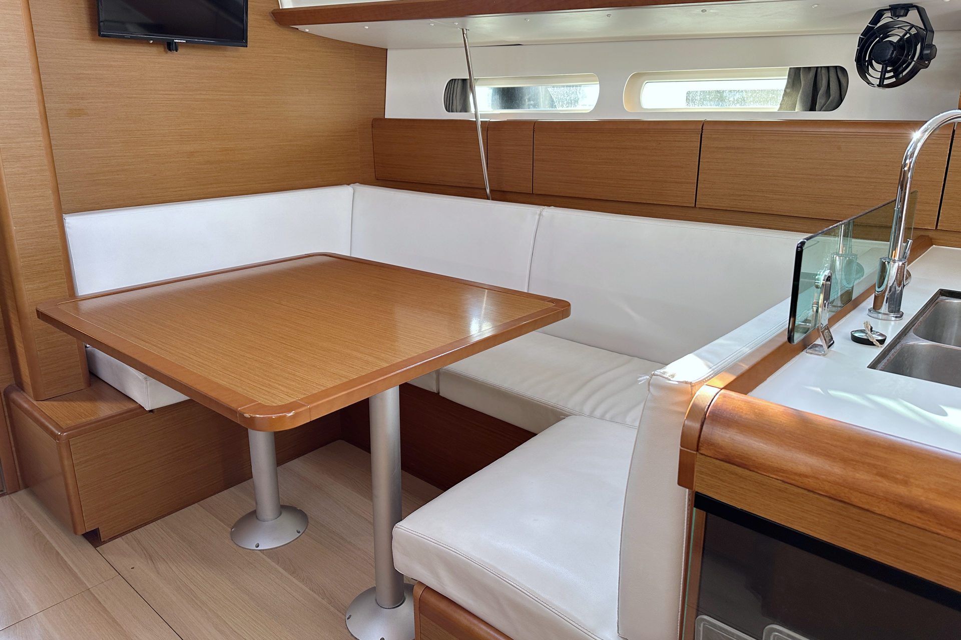 Photo #22 - Sun Odyssey 419 (Happy Welcome) in Krk - 9159