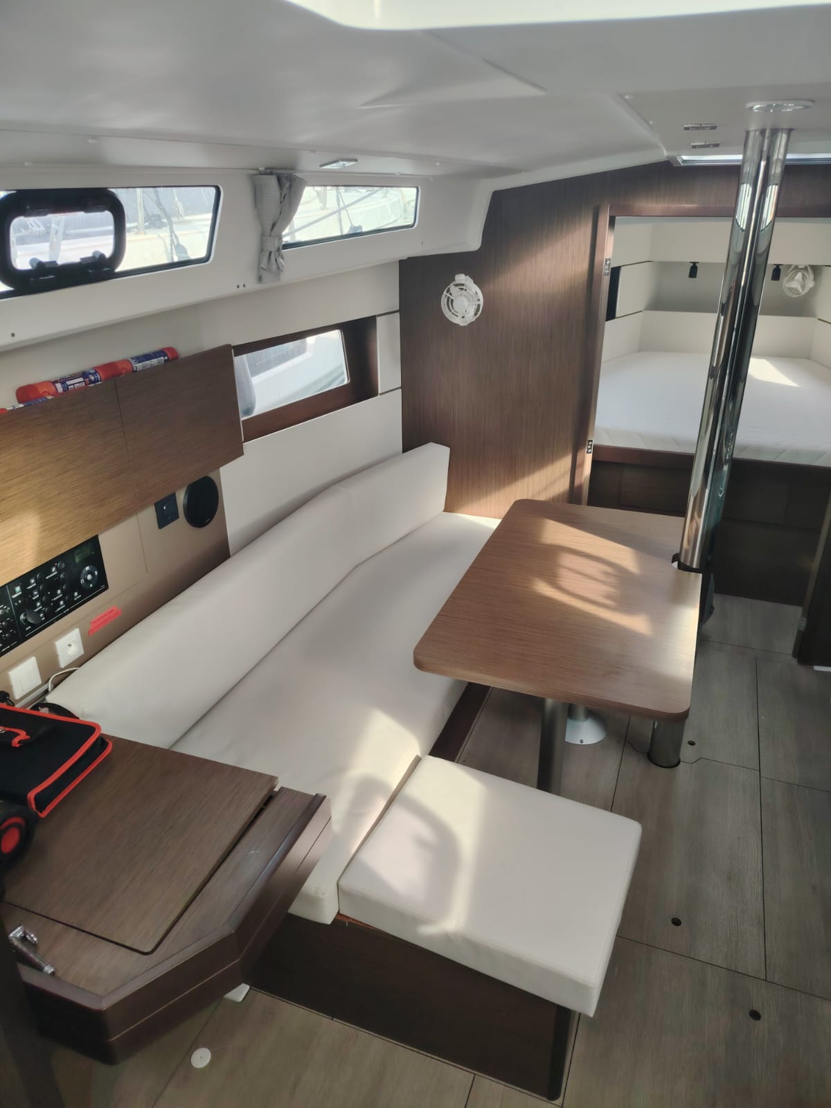 Photo #4 - Oceanis 38.1 7 Personen (Diana) in Krk - 18485