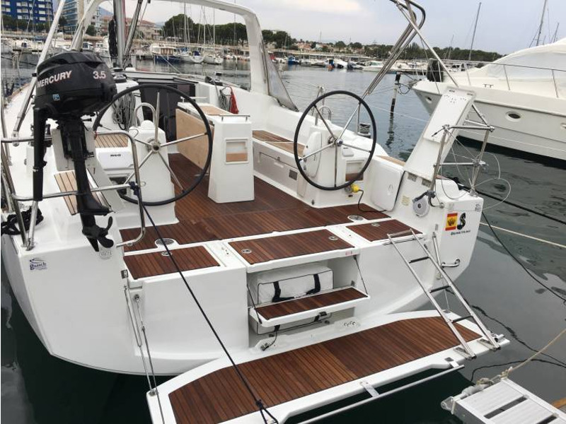Photo #9 - Oceanis 38 (Lisis) in Barсelona - 10306