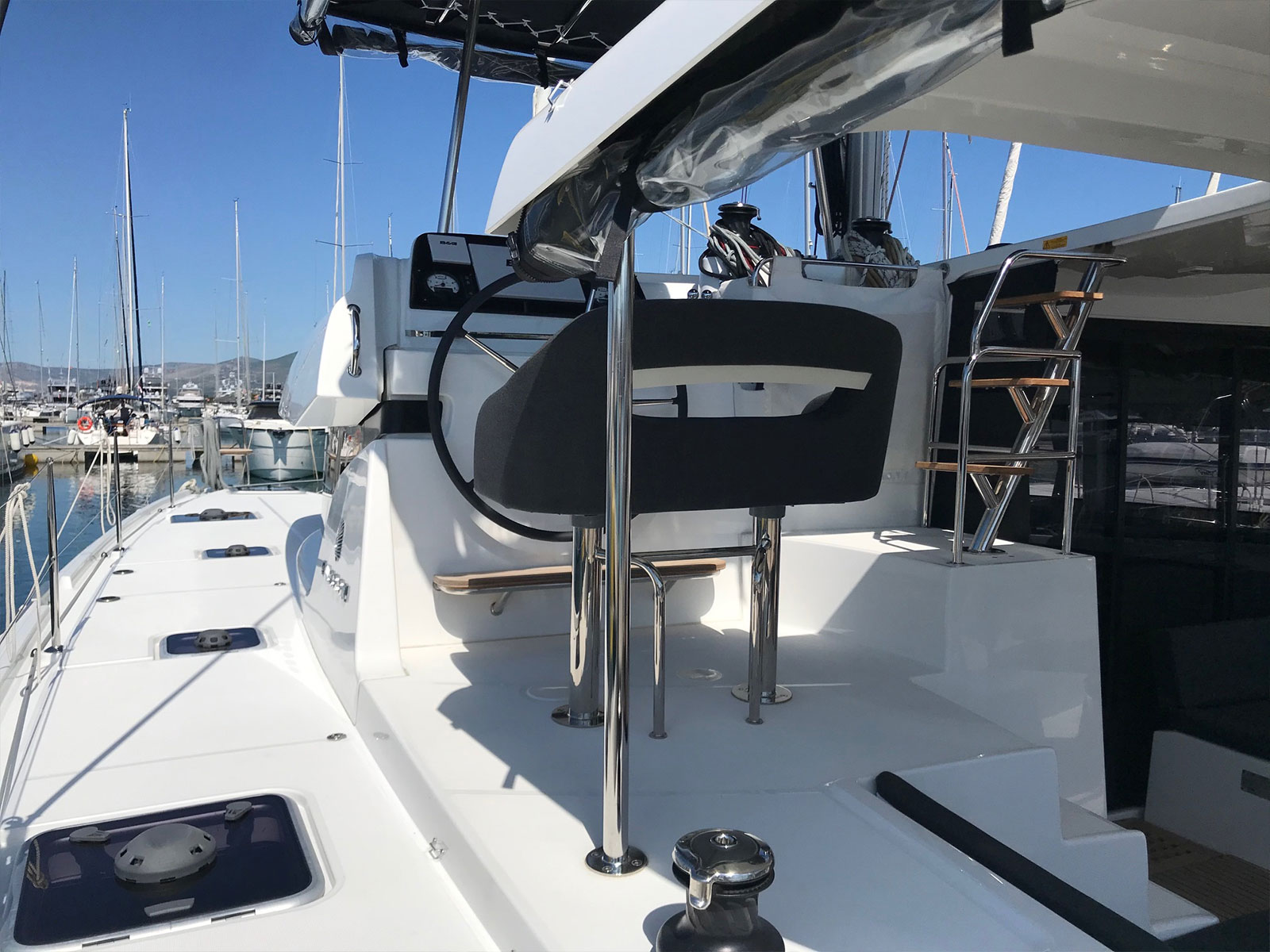 Photo #15 - Lagoon 42 owner version (FIND US) in Kastela - 10129