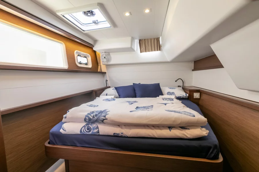 Lagoon 450 F (2019) equipped with generator, A/C ( (WIDE DREAM)  - 9