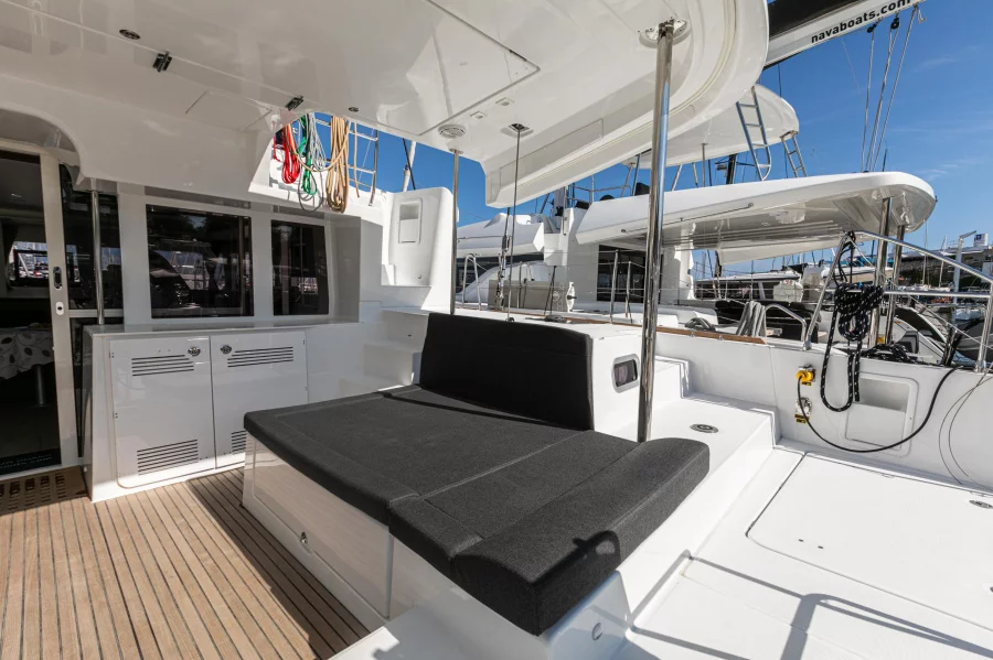 Lagoon 450 F (2019) equipped with generator, A/C ( (WIDE DREAM)  - 14