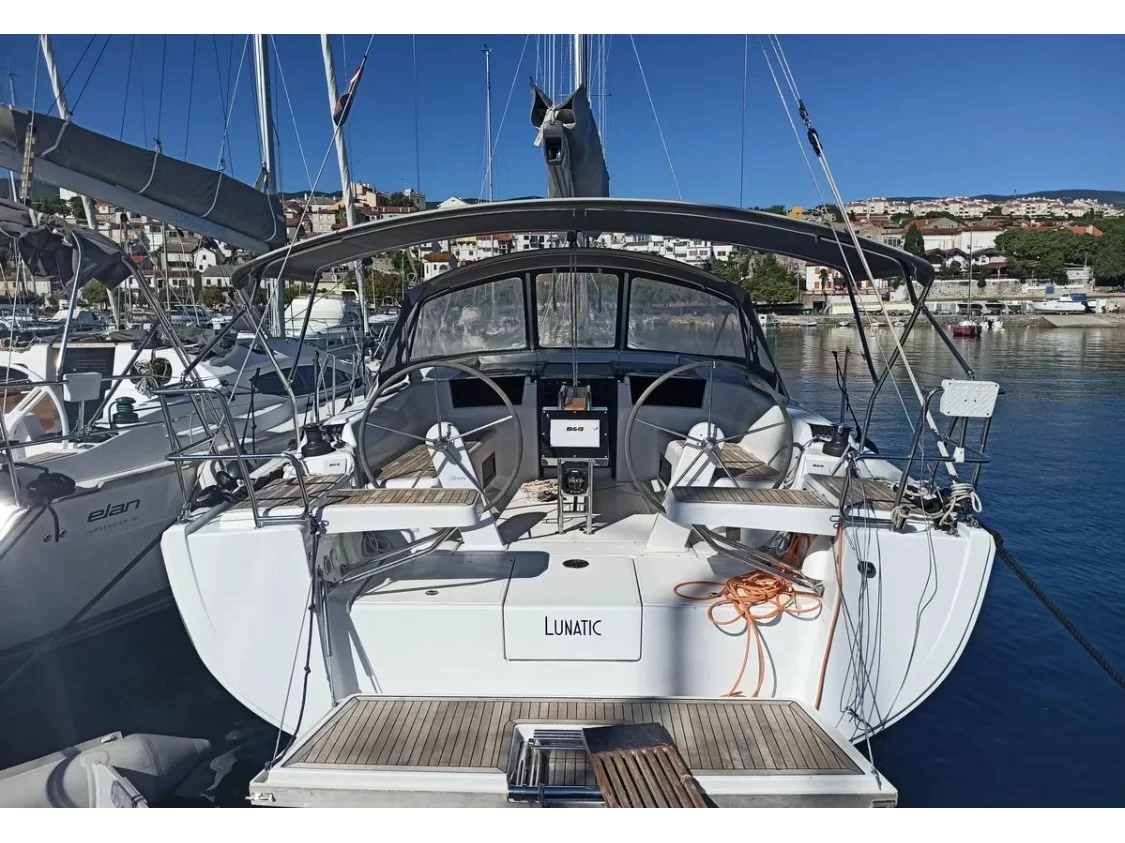 Hanse 418 (Lunatic) Main image - 0