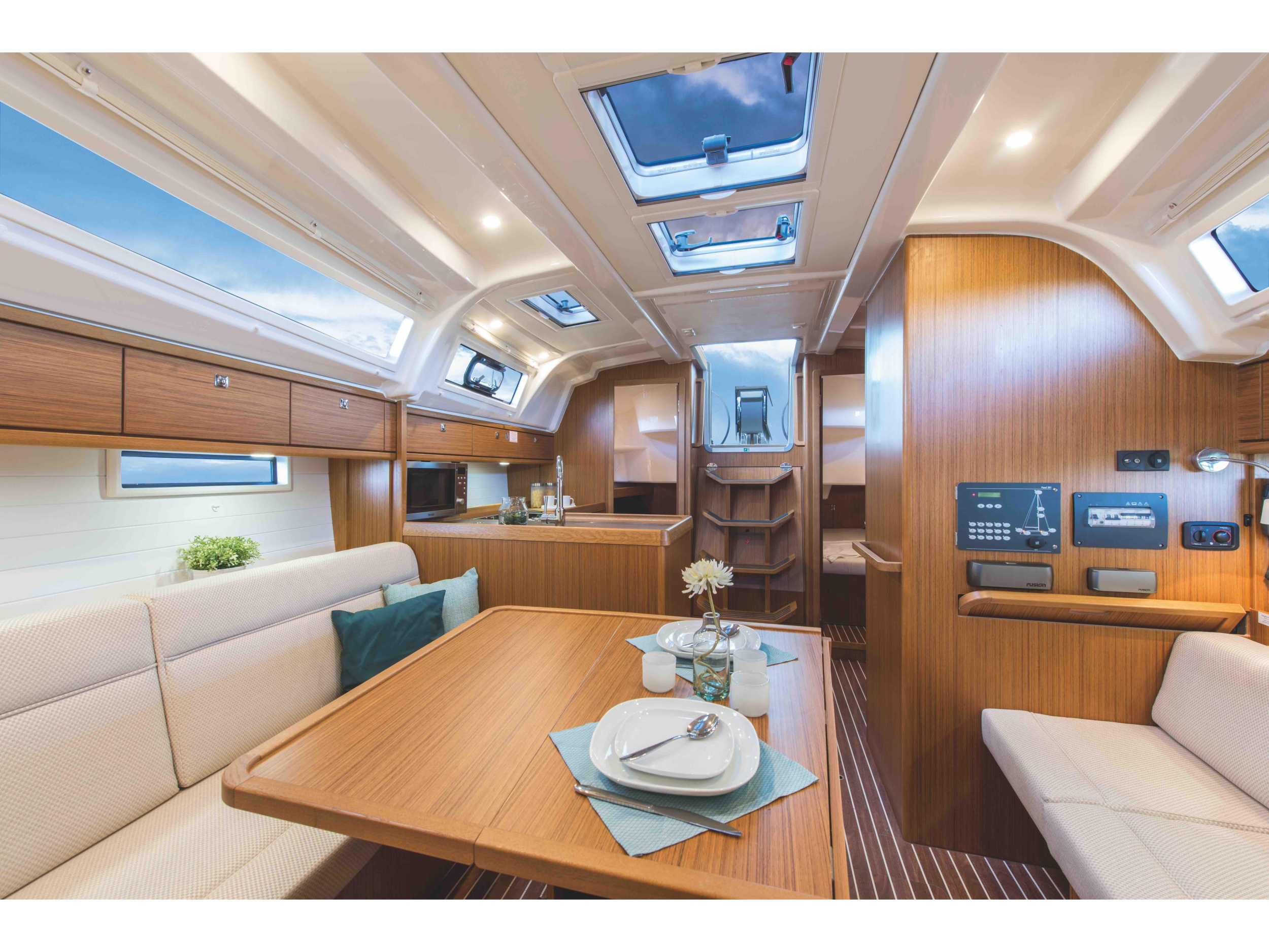 Photo #3 - Bavaria Cruiser 37 (Maia) in Zara - 10478