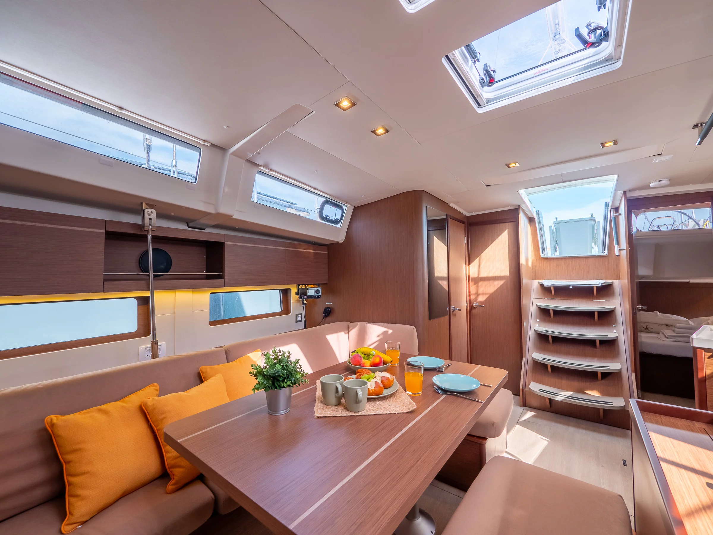 Oceanis 46.1 (AMORINO) Interior image - 23