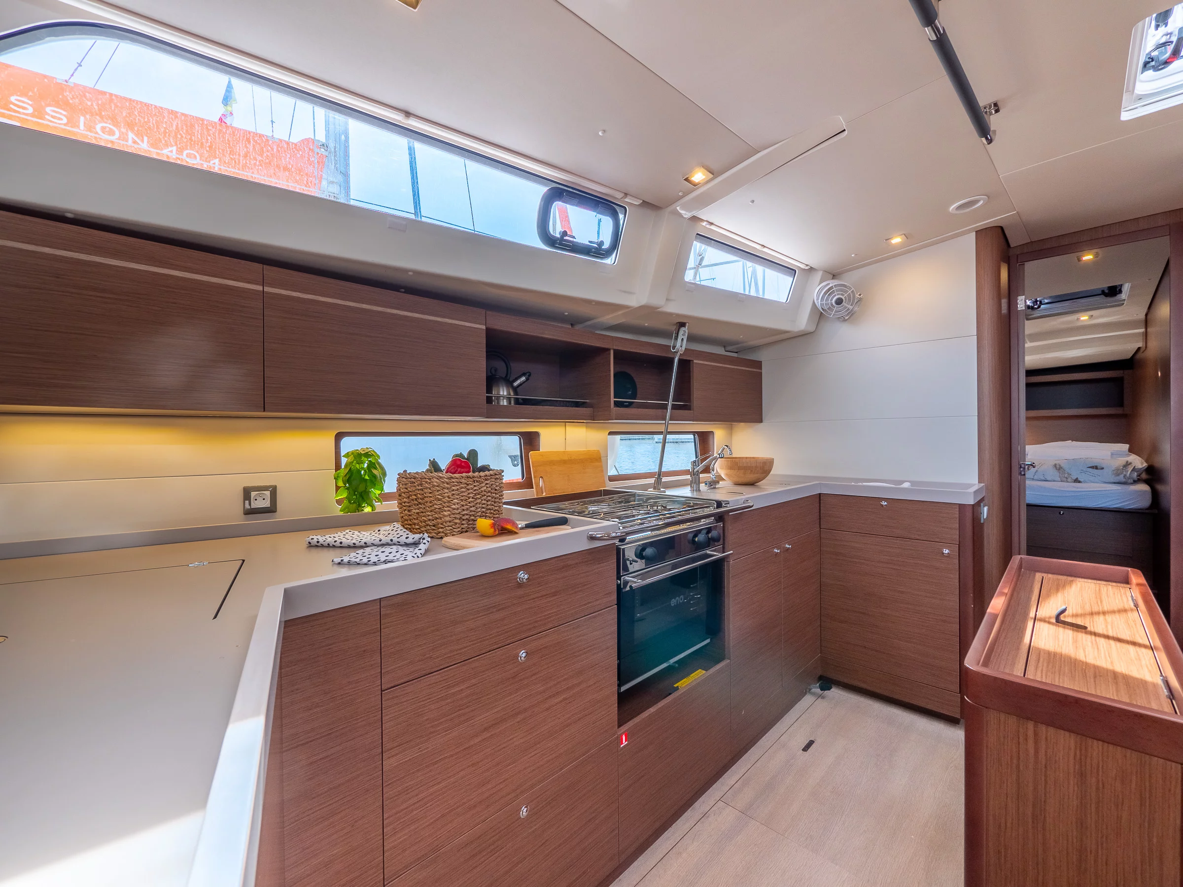Oceanis 46.1 (AMORINO)  - 24