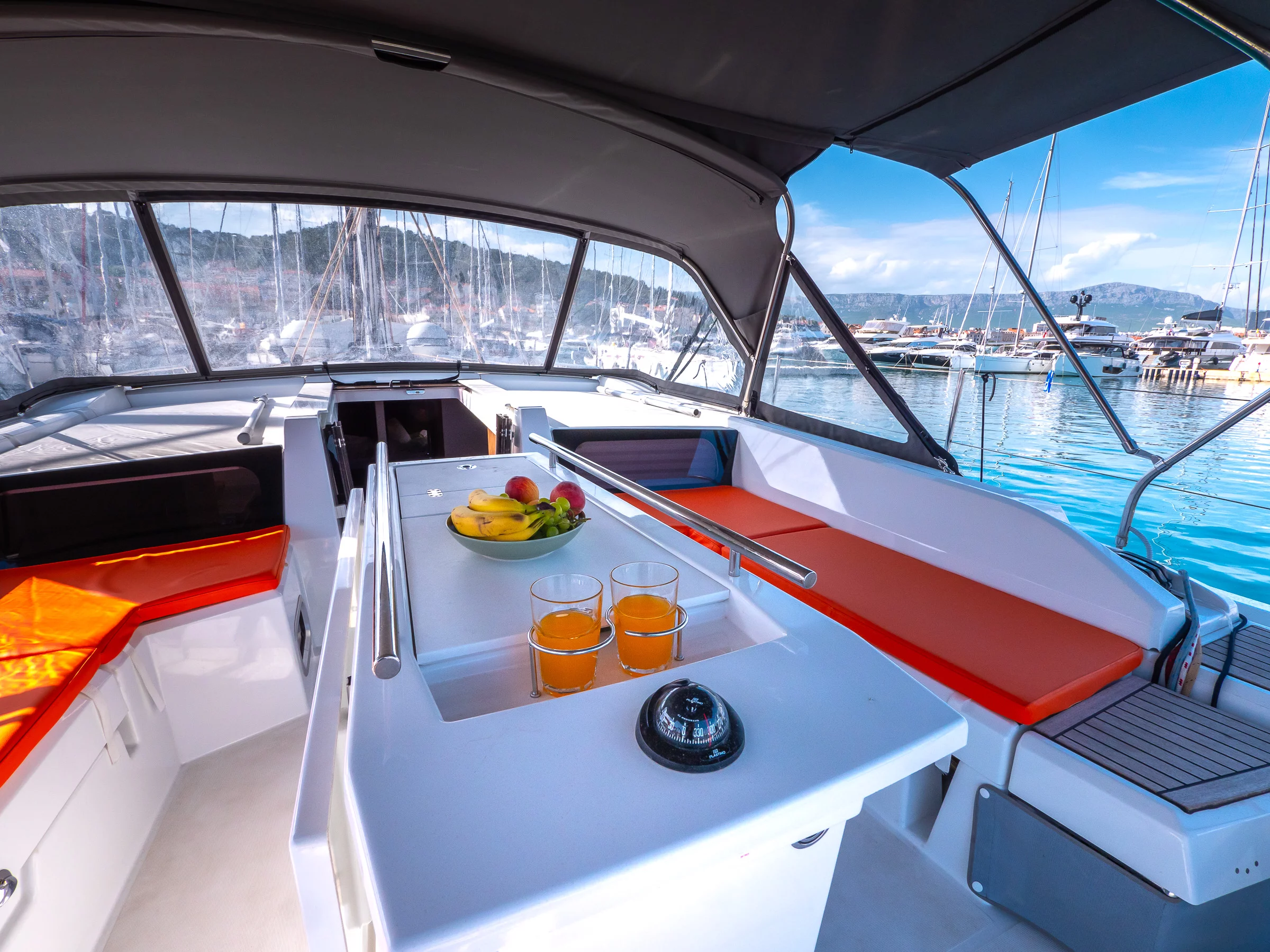 Oceanis 46.1 (AMORINO)  - 28