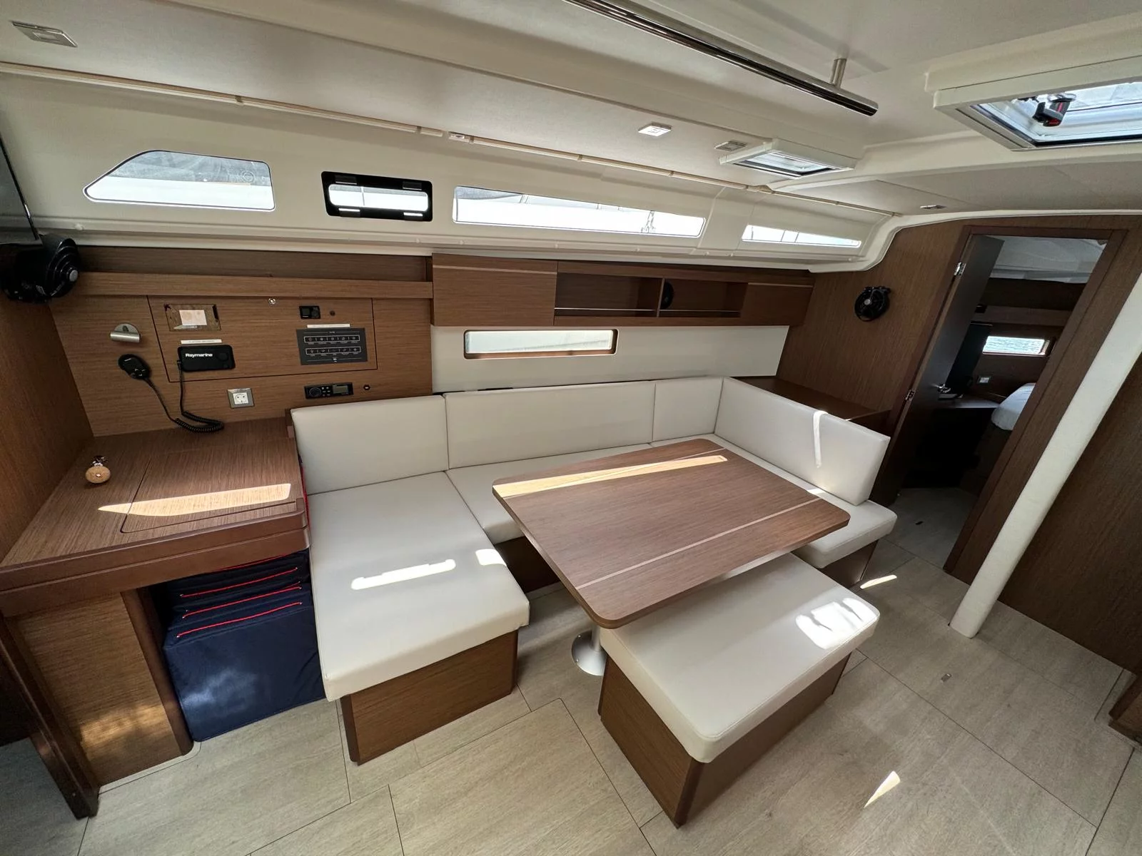 Oceanis 40.1 (Bruna)  - 2