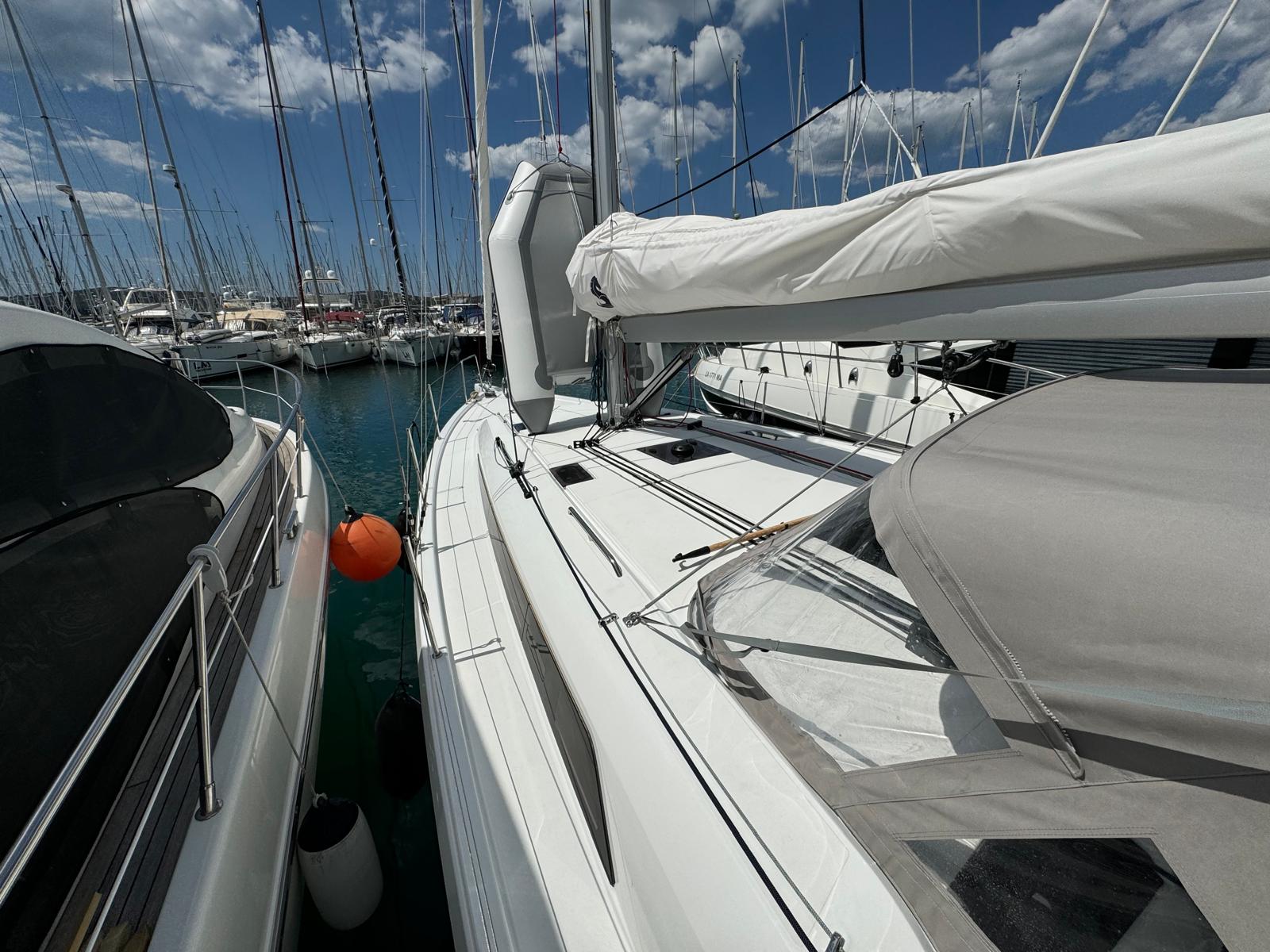 Photo #5 - Oceanis 40.1 (Magic) in Biograd - 9728