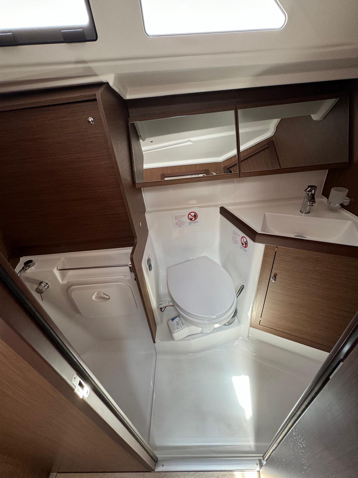 Photo #12 - Oceanis 40.1 (Magic) in Biograd - 9728