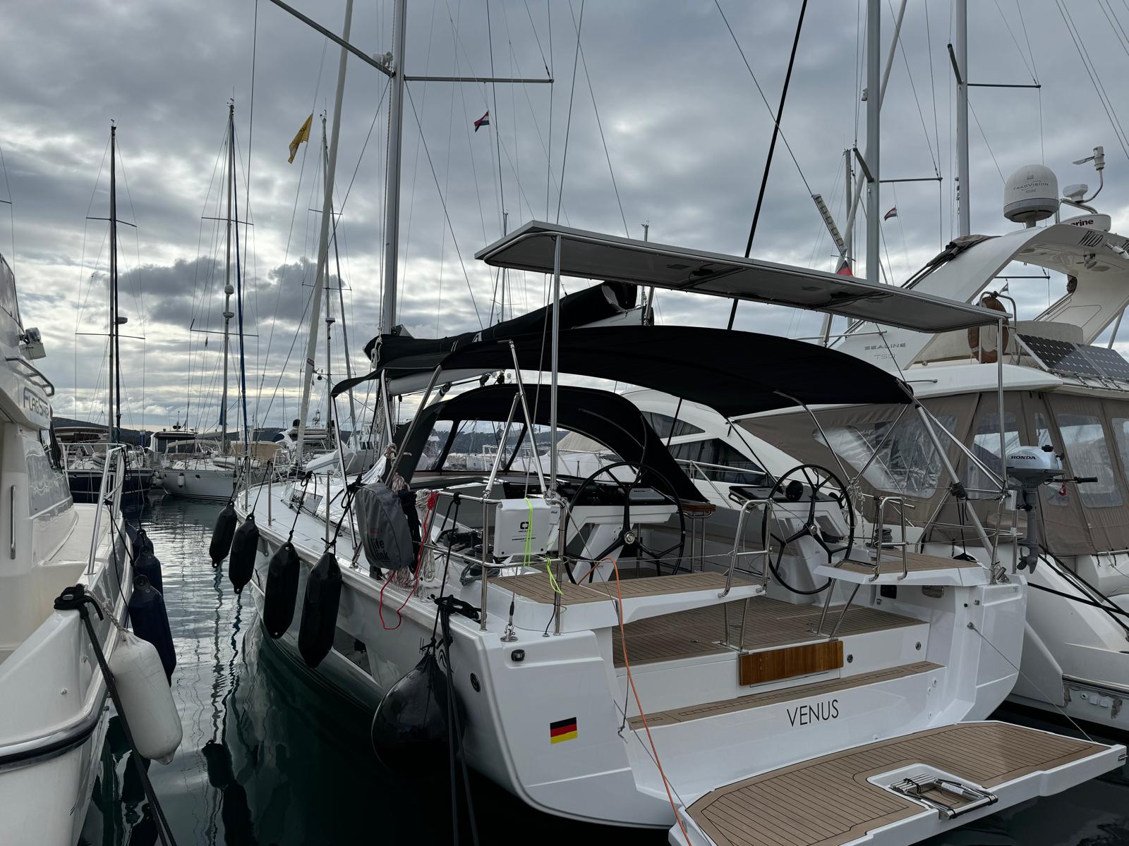 Photo #9 - Hanse 460 3 Kabinen (Venus) in Biograd - 9752