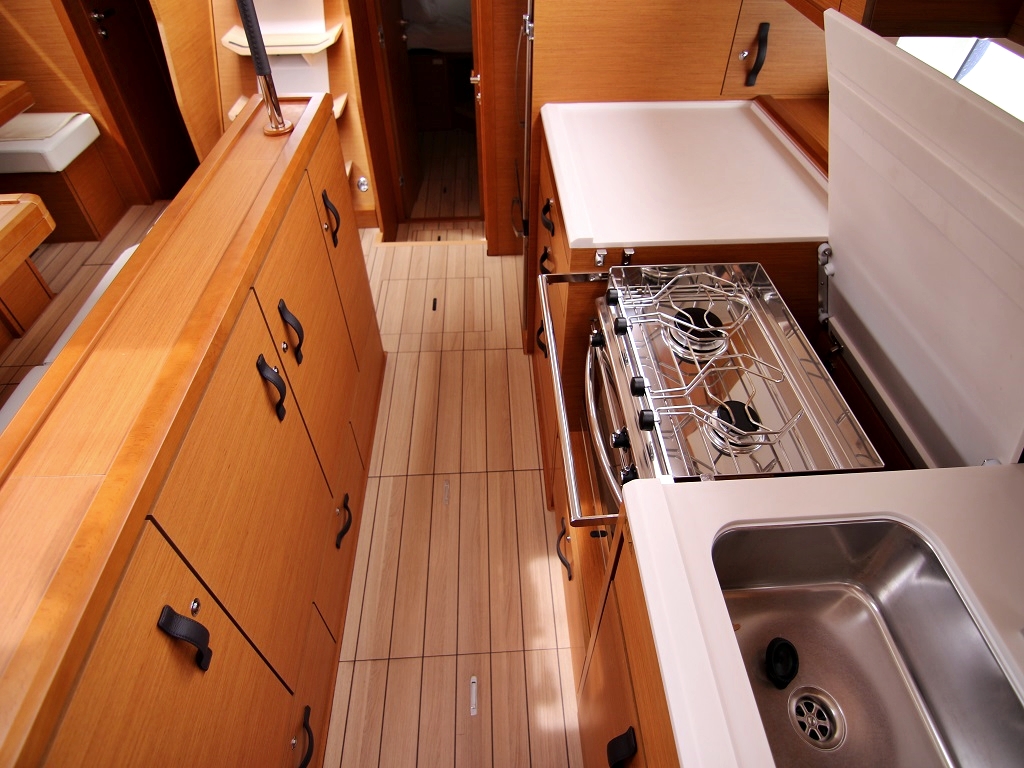 Photo #18 - JEANNEAU 54 BT (MYSTIC DREAMS) in Sukosan - 8402