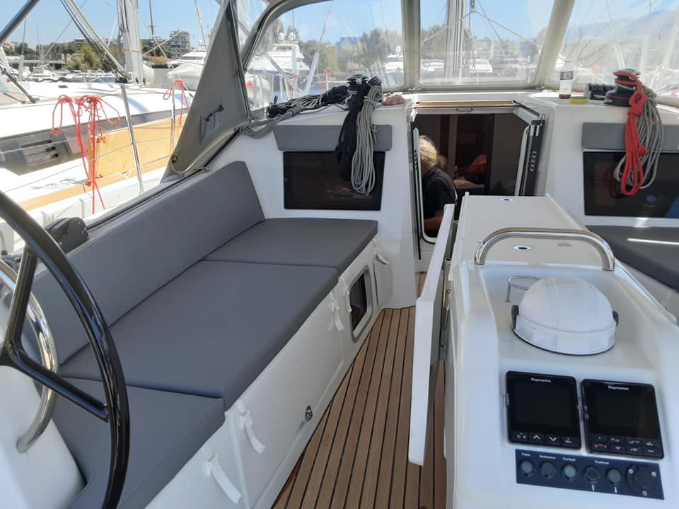 Photo #6 - Sun Odyssey 410 (Circe) in Volos - 8565