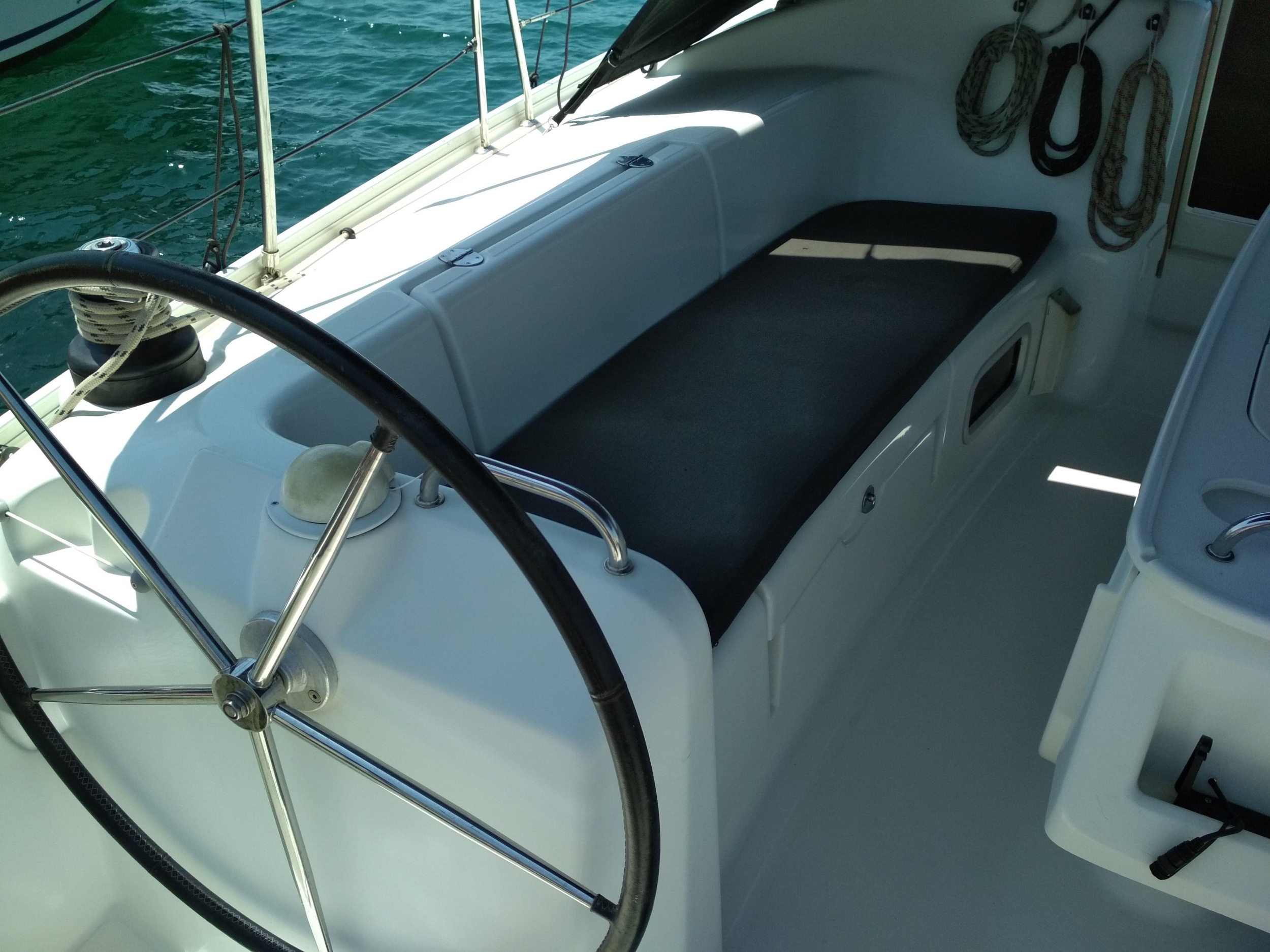 Photo #8 - Cyclades 43.4 (Barbera) in Volos - 12150