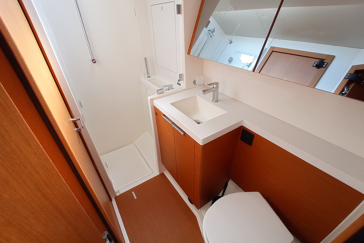 Photo #19 - First 53 (Silhuette) in Primosten - 22865