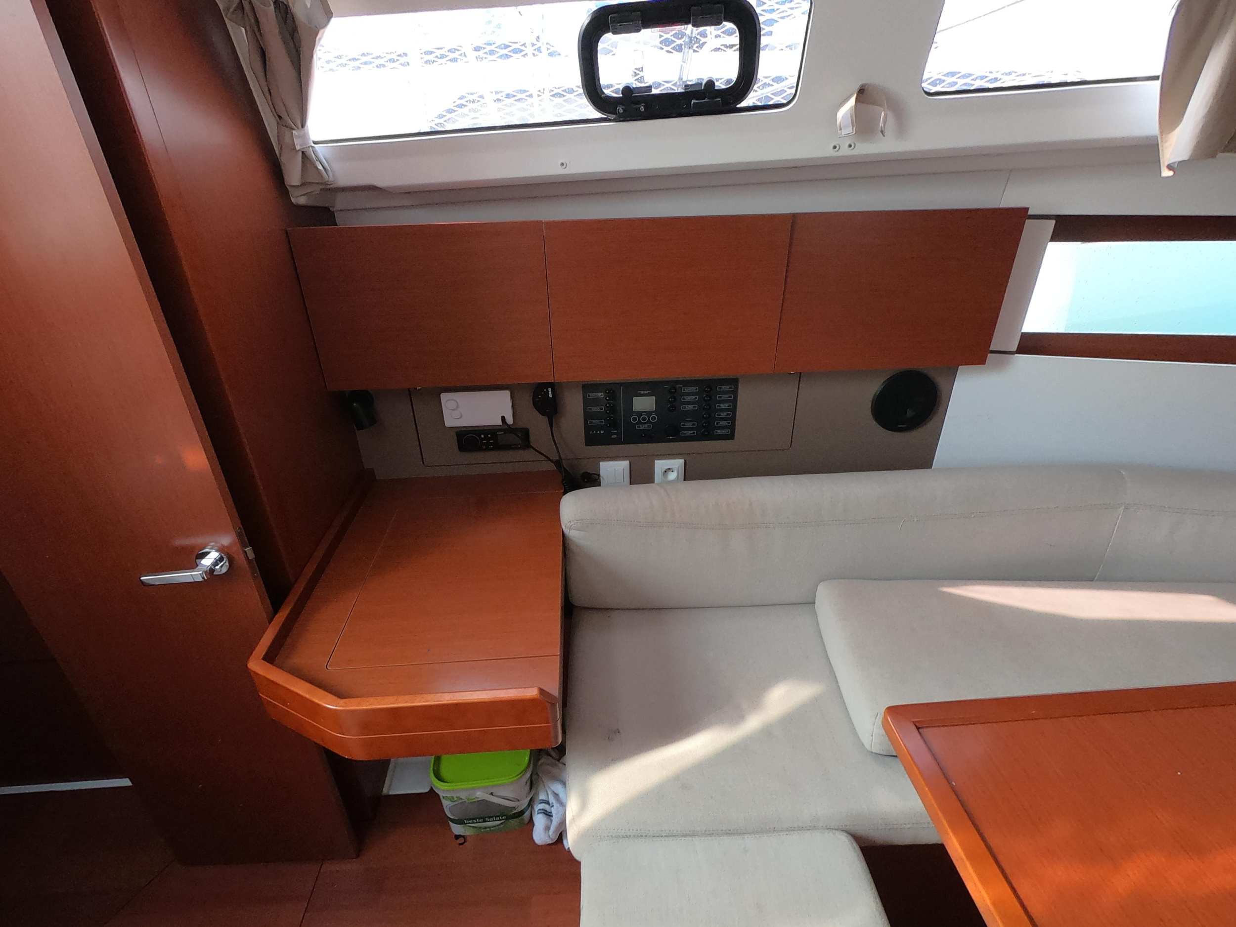 Photo #5 - Oceanis 35.1 (Abeona) in Krk - 8357