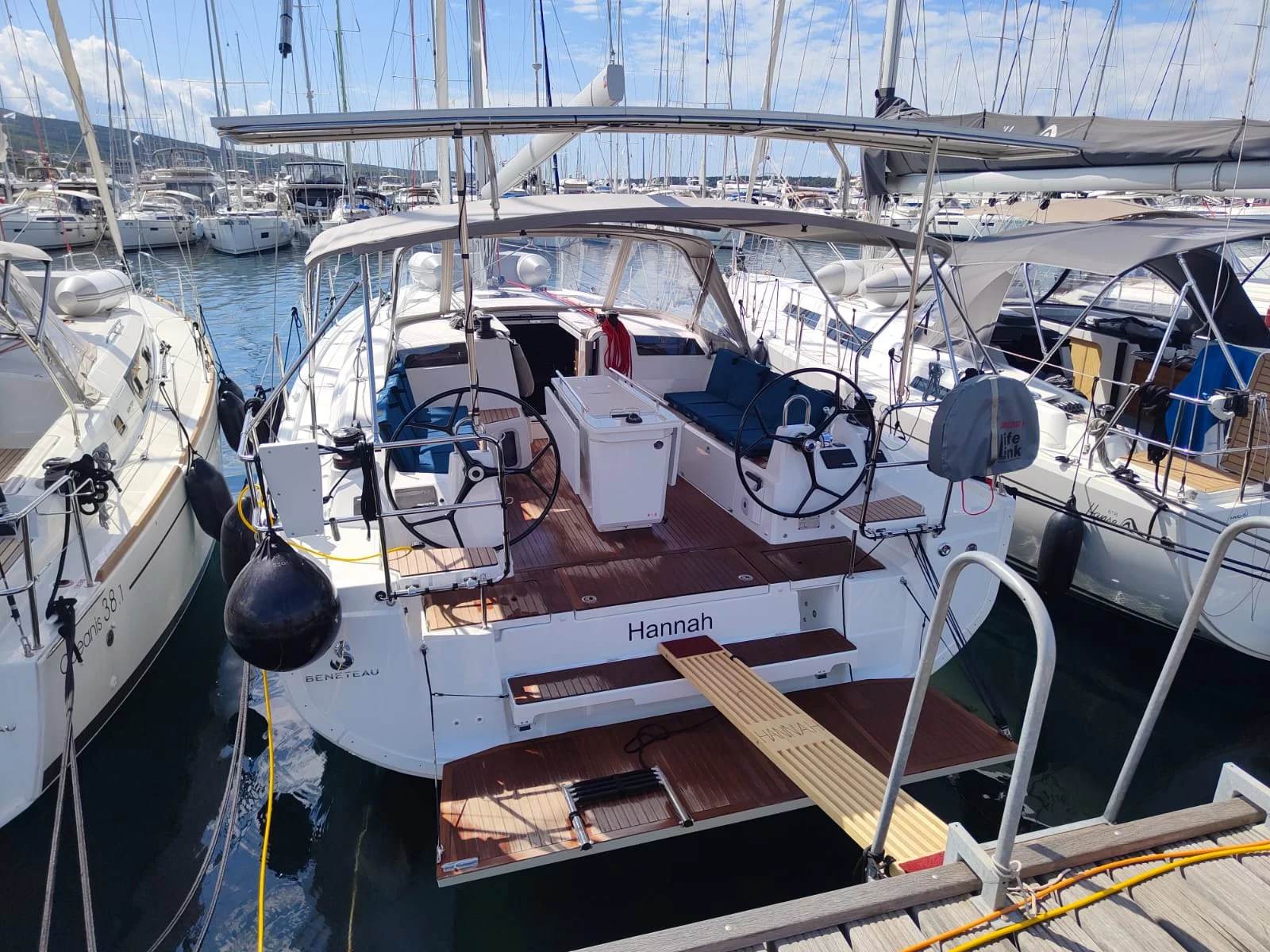 Oceanis 40.1 (Hannah)  - 15