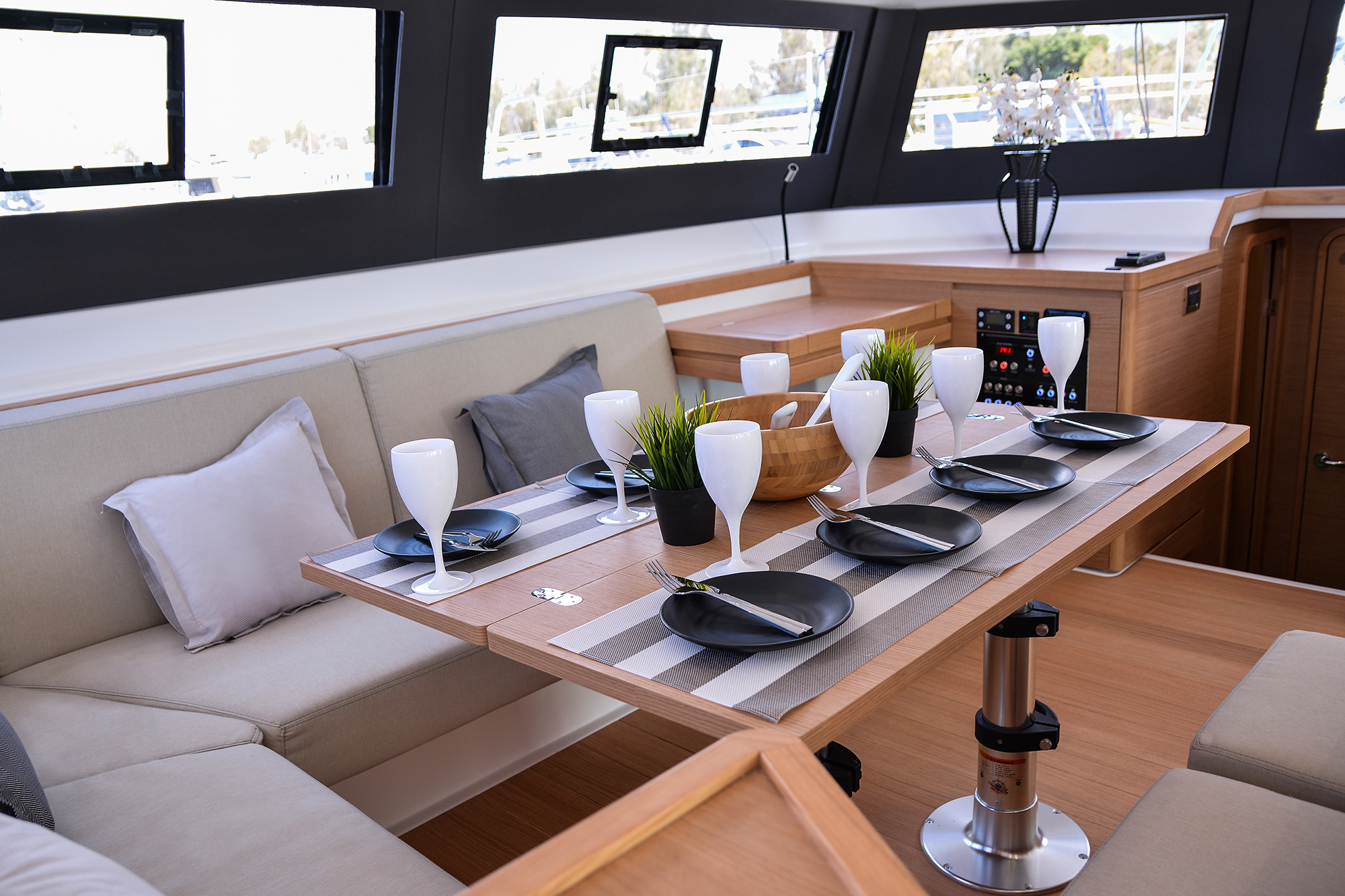 Photo #19 - Dufour Catamaran 48 (Sea Breeze) in Paros - 10648