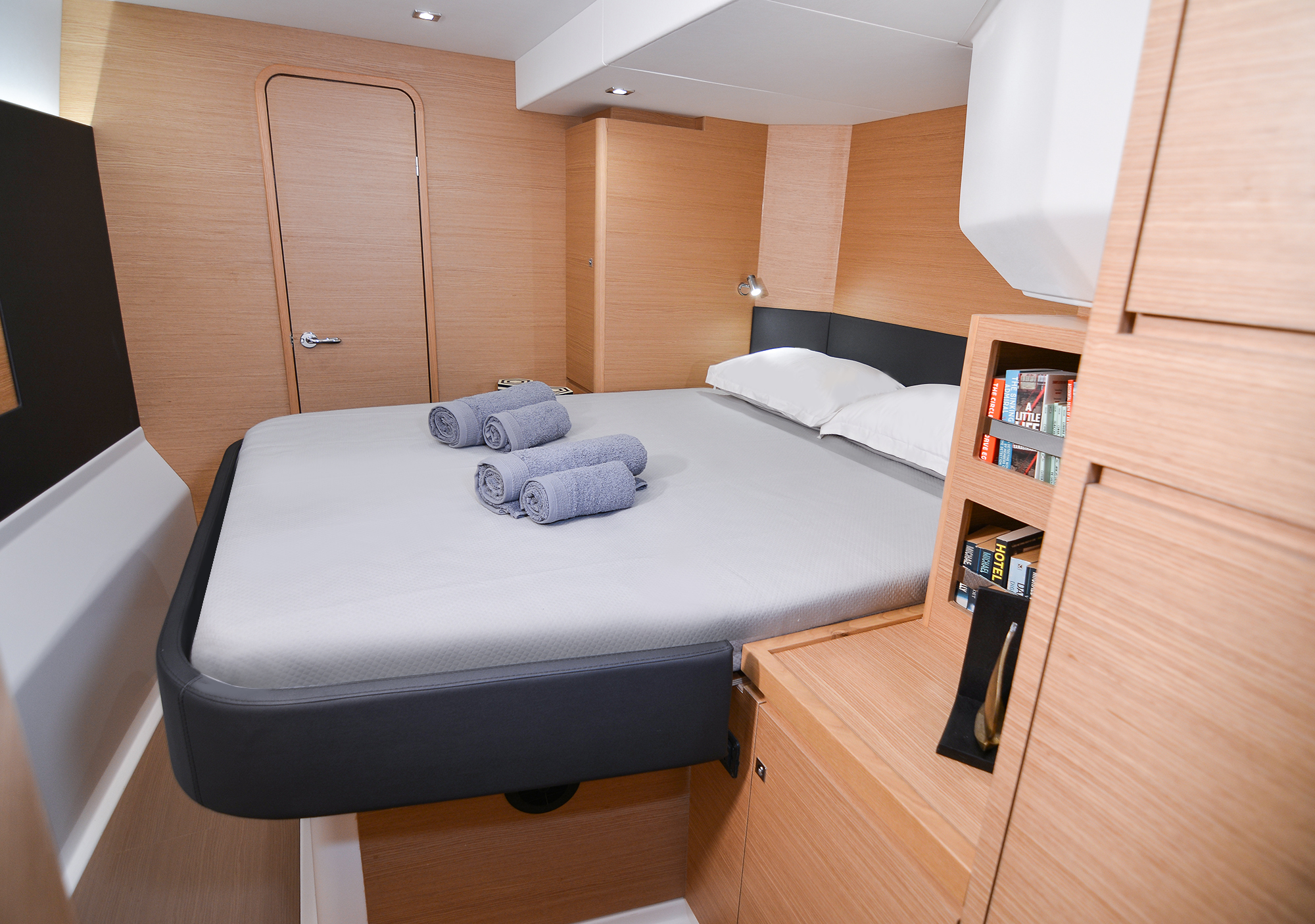 Photo #21 - Dufour Catamaran 48 (Sea Breeze) in Paros - 10648