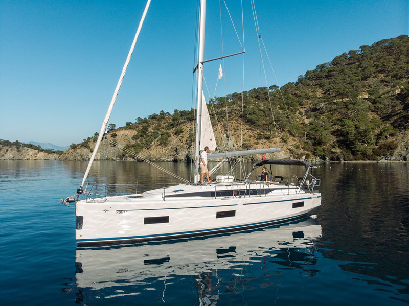 Photo #9 - Bavaria C42 (NOMAD) in Fethiye - 13486
