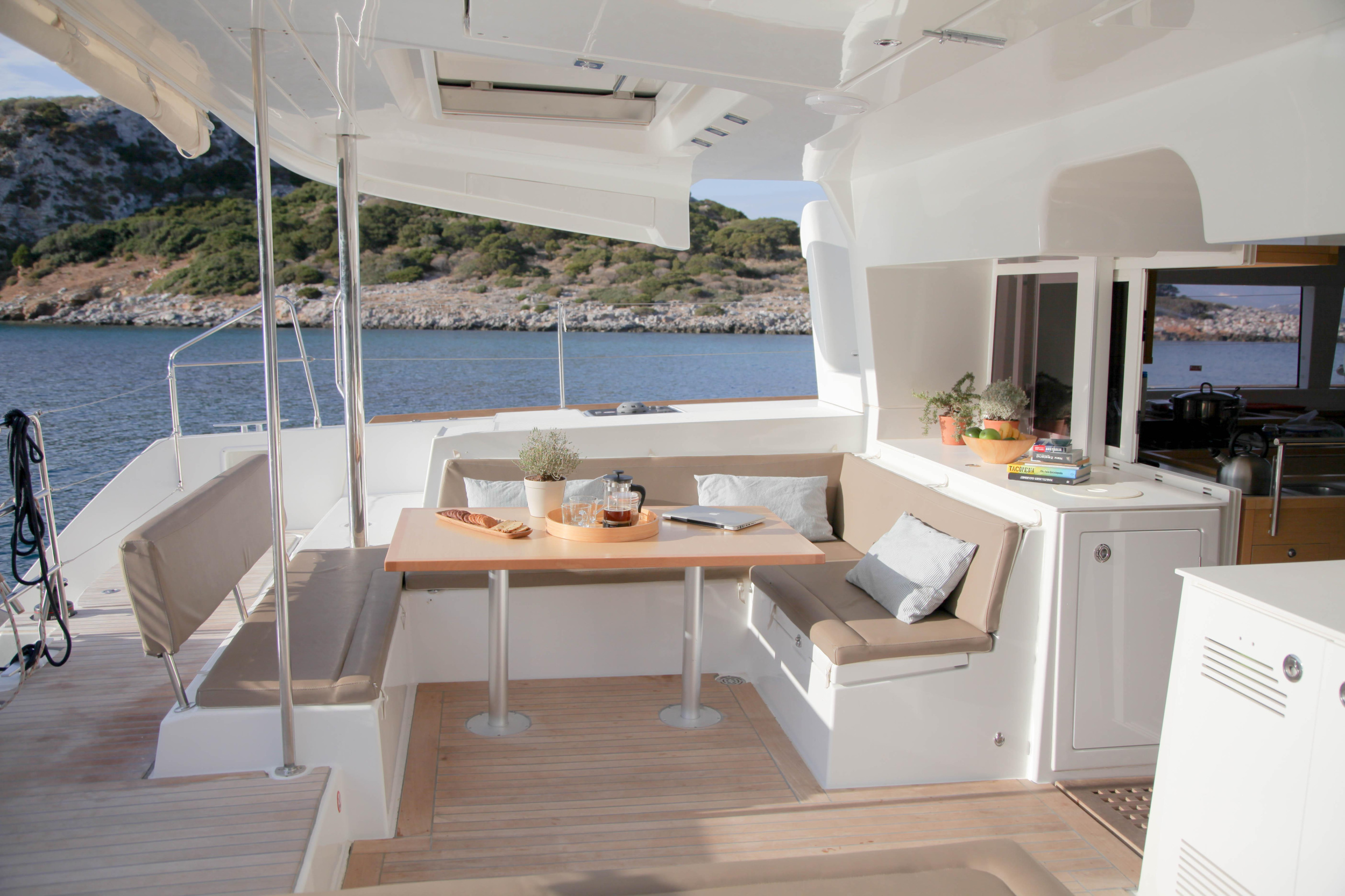 Photo #24 - Lagoon 450 Fly (IRIS IV) en Athènes - 10836