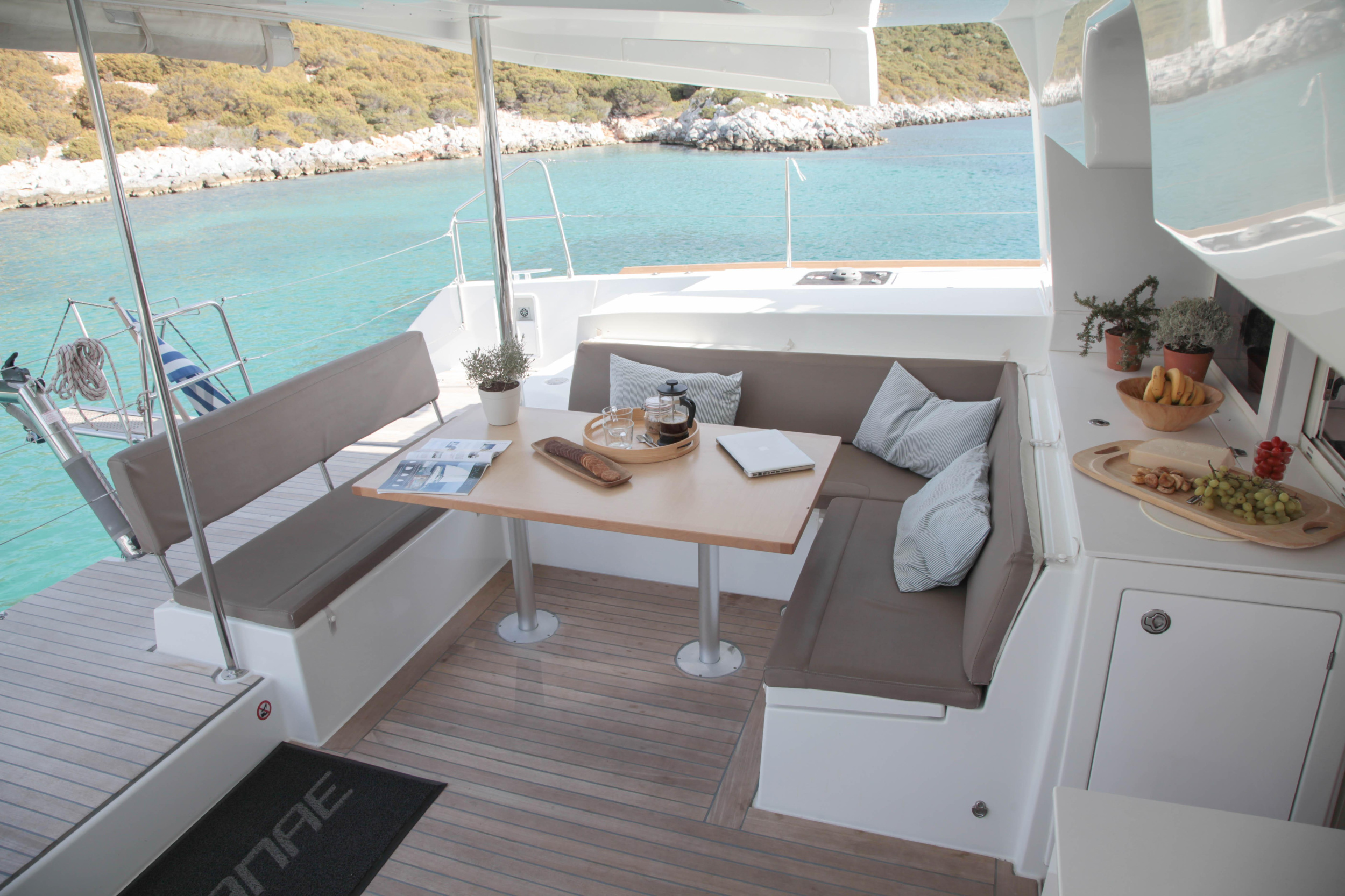 Photo #13 - Lagoon 450 Fly (IRIS IV) en Athènes - 10836