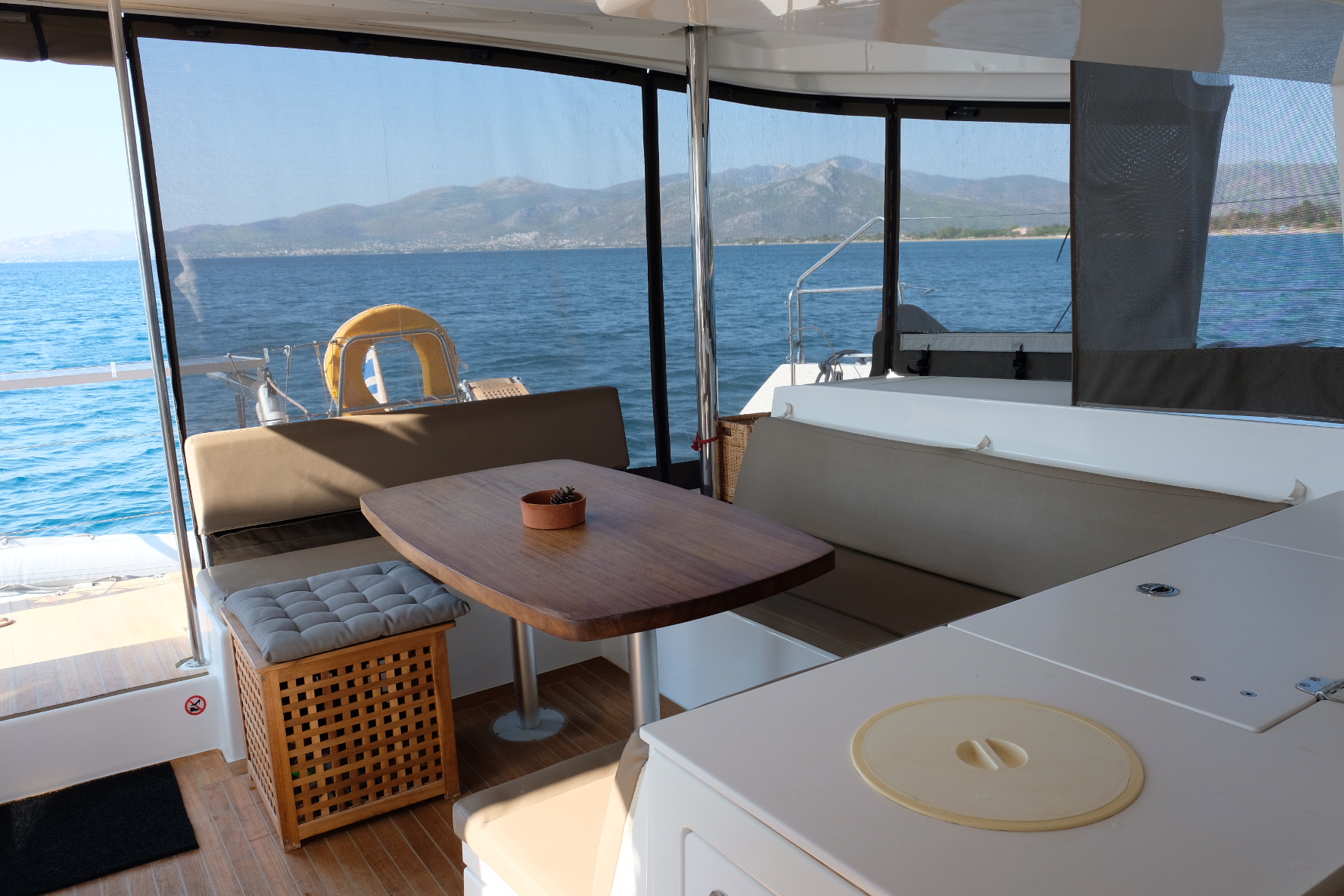 Photo #16 - Lagoon 450 Fly (IRIS IV) en Athènes - 10836