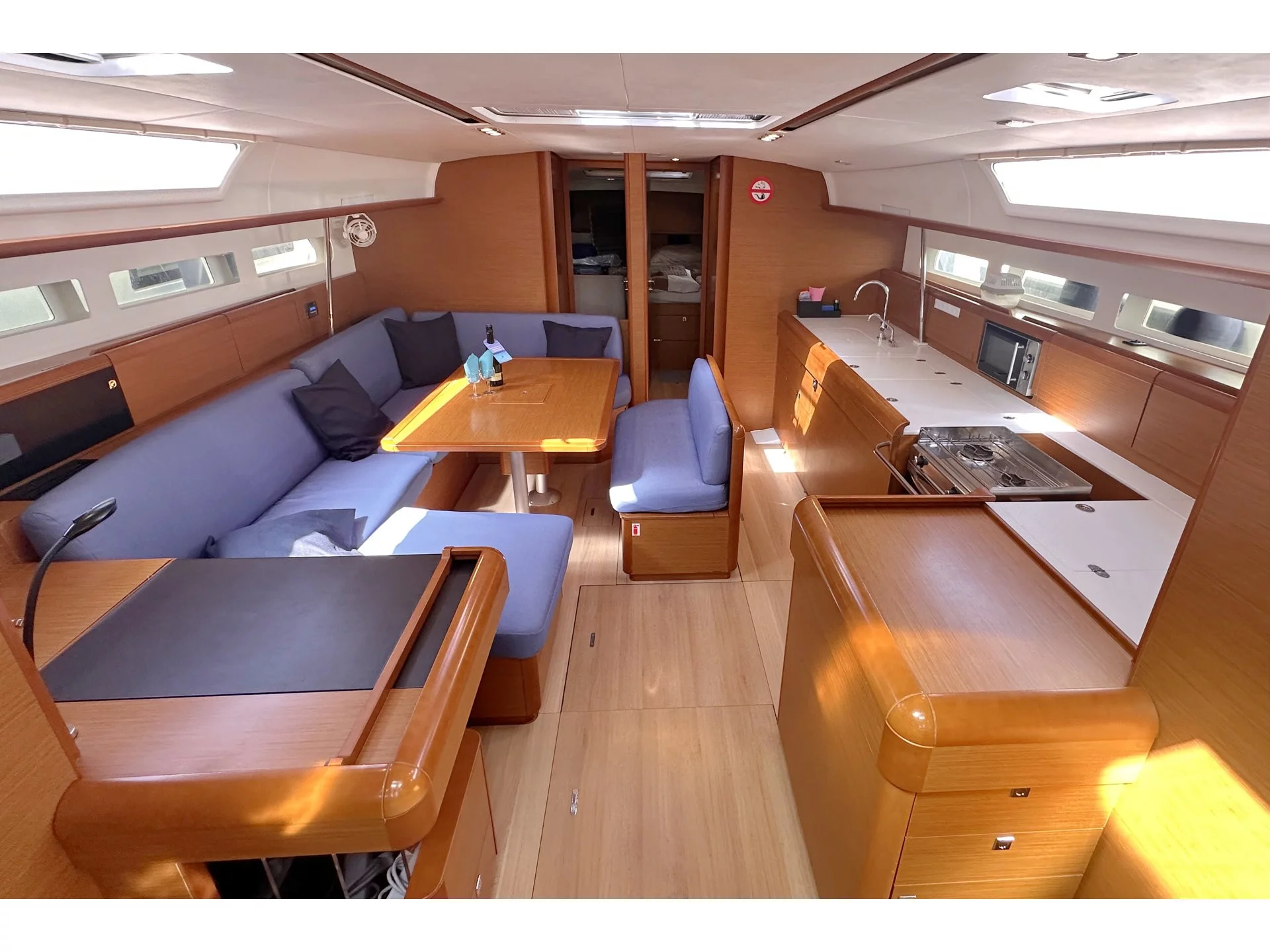 Sun Odyssey 519 (Alea) Interior image - 4
