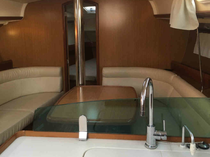 Photo #10 - Sun Odyssey 39i (Sofia) in Preveza - 10943