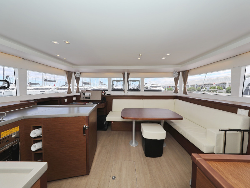 Photo #15 - Lagoon 450 SporTop (OASIS) en Sukosan - 24286