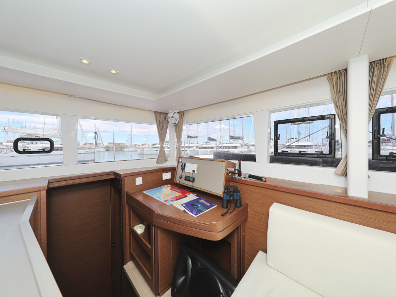 Photo #52 - Lagoon 450 SporTop (OASIS) en Sukosan - 24286