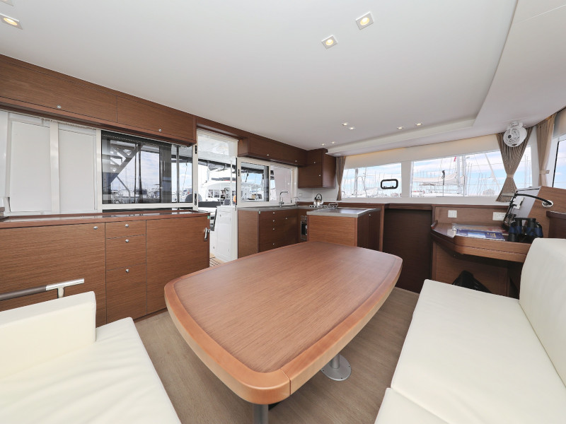Photo #43 - Lagoon 450 SporTop (OASIS) en Sukosan - 24286