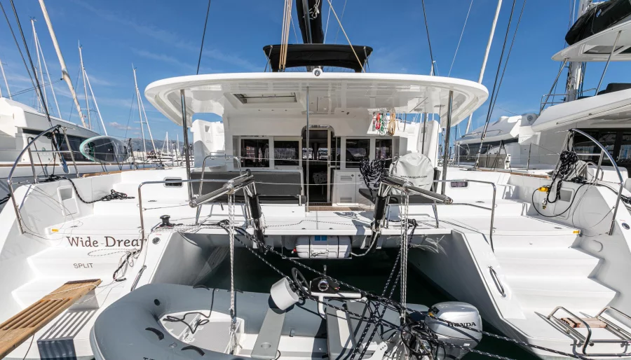 Lagoon 450 F (2019) equipped with generator, A/C ( (WIDE DREAM)  - 15