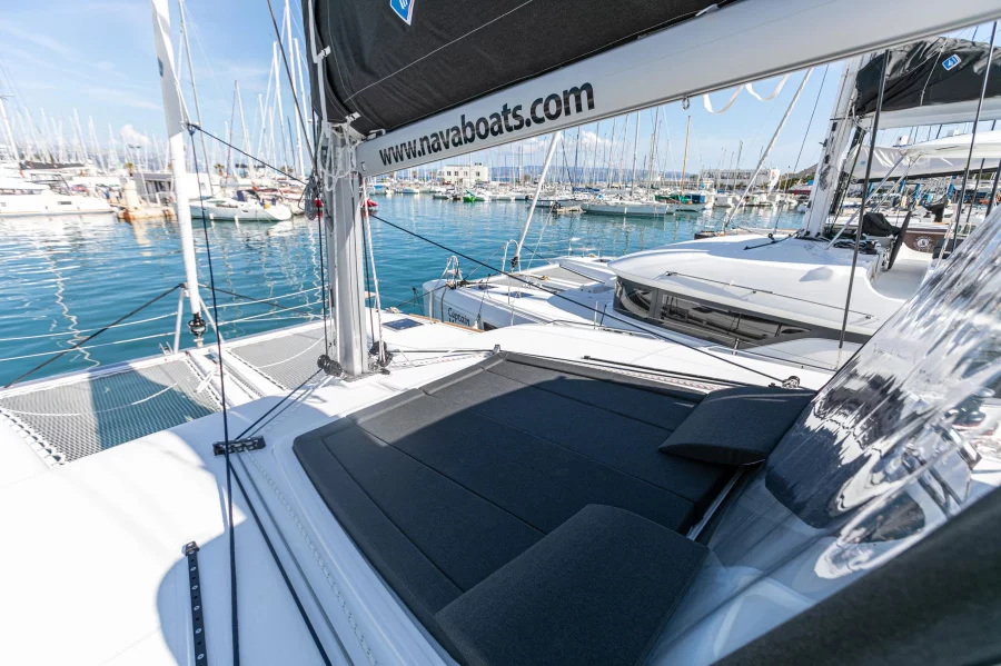 Lagoon 450 F (2019) equipped with generator, A/C ( (WIDE DREAM)  - 17