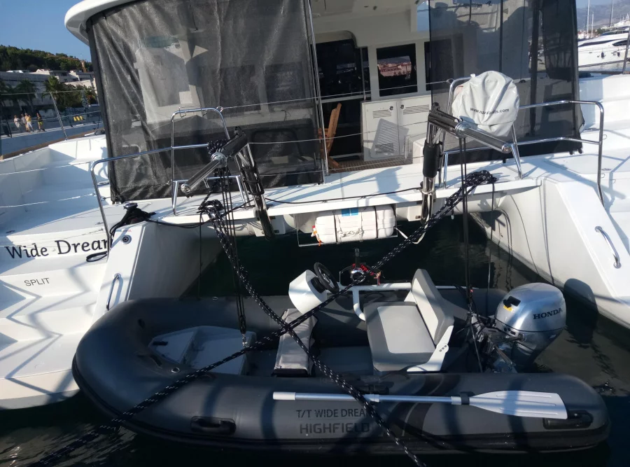 Lagoon 450 F (2019) equipped with generator, A/C ( (WIDE DREAM)  - 4