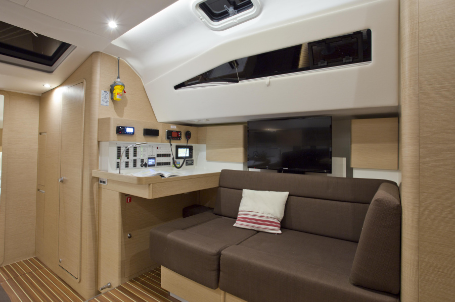 Photo #12 - Elan 50 Impression (4+1 cabins) (FRIENDS) in Trogir - 15011