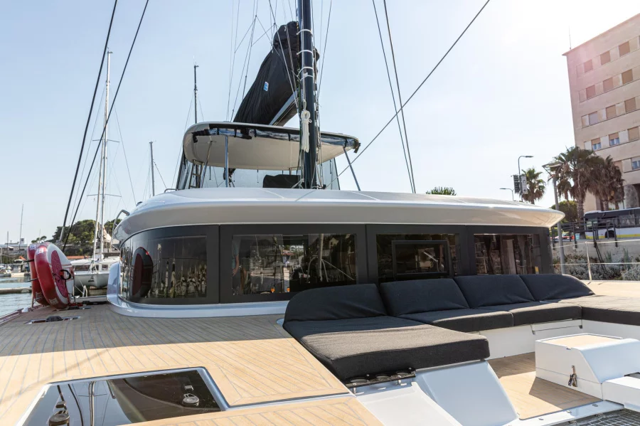 Lagoon 50 LUX (2020) equipped with airconditioning (PRINCESS KISS)  - 12