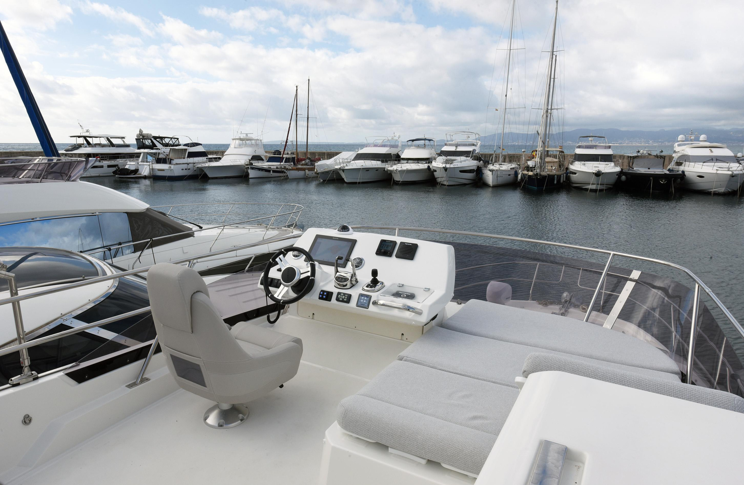Photo #13 - Prestige 420 New (My Love II) in El Arenal - 9520