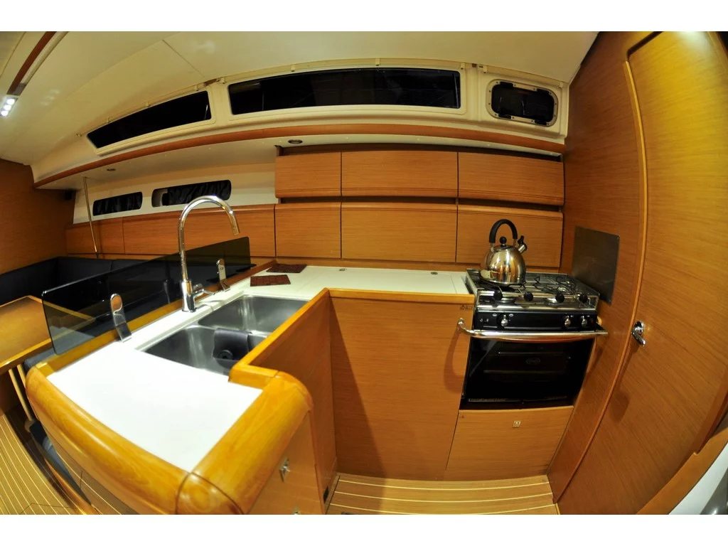 Sun Odyssey 439 (Aeriko) Interior image - 2