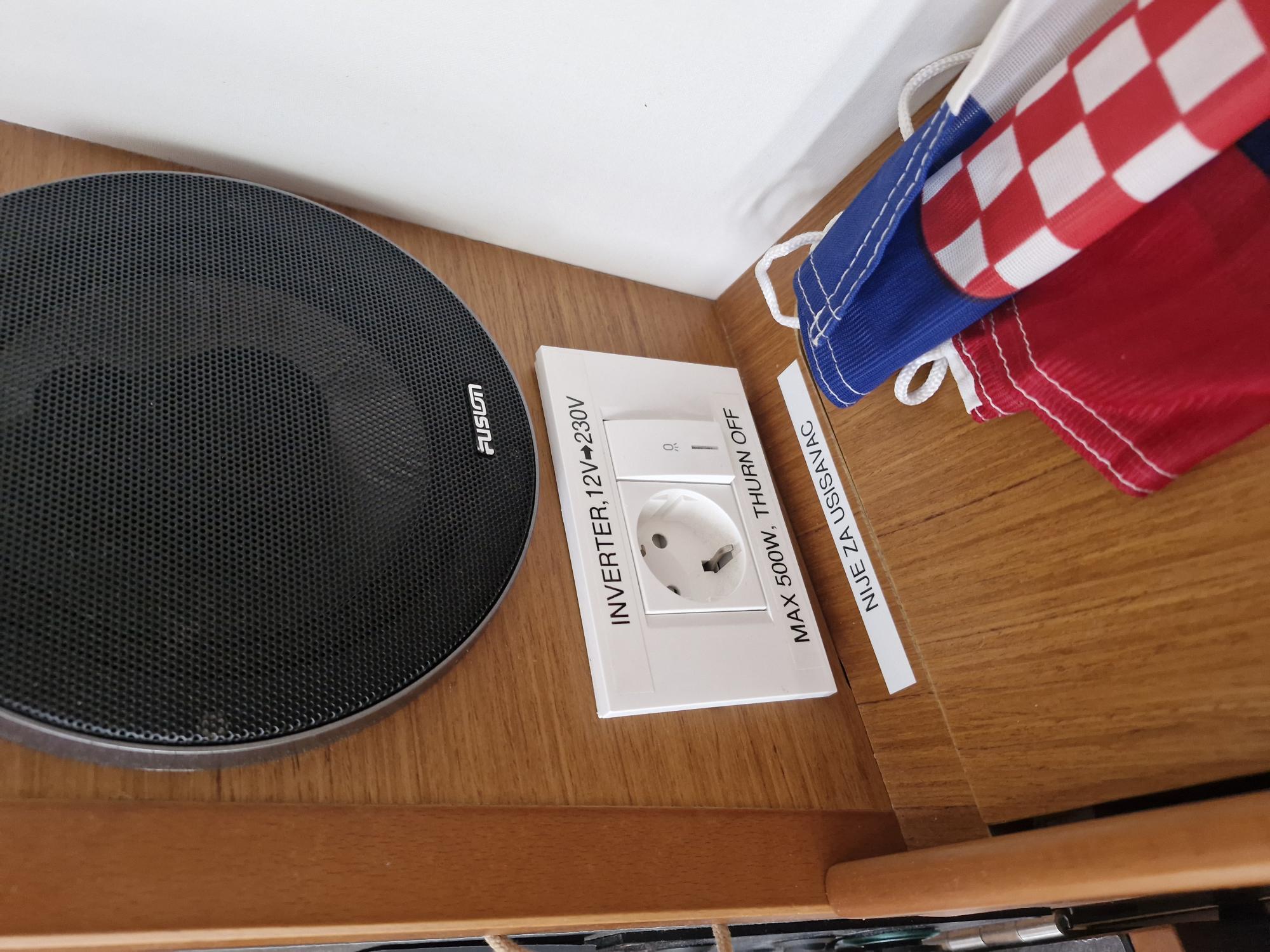 Photo #4 - Sun Odyssey 349 max 8 Pers (Ana) in Pula - 8190