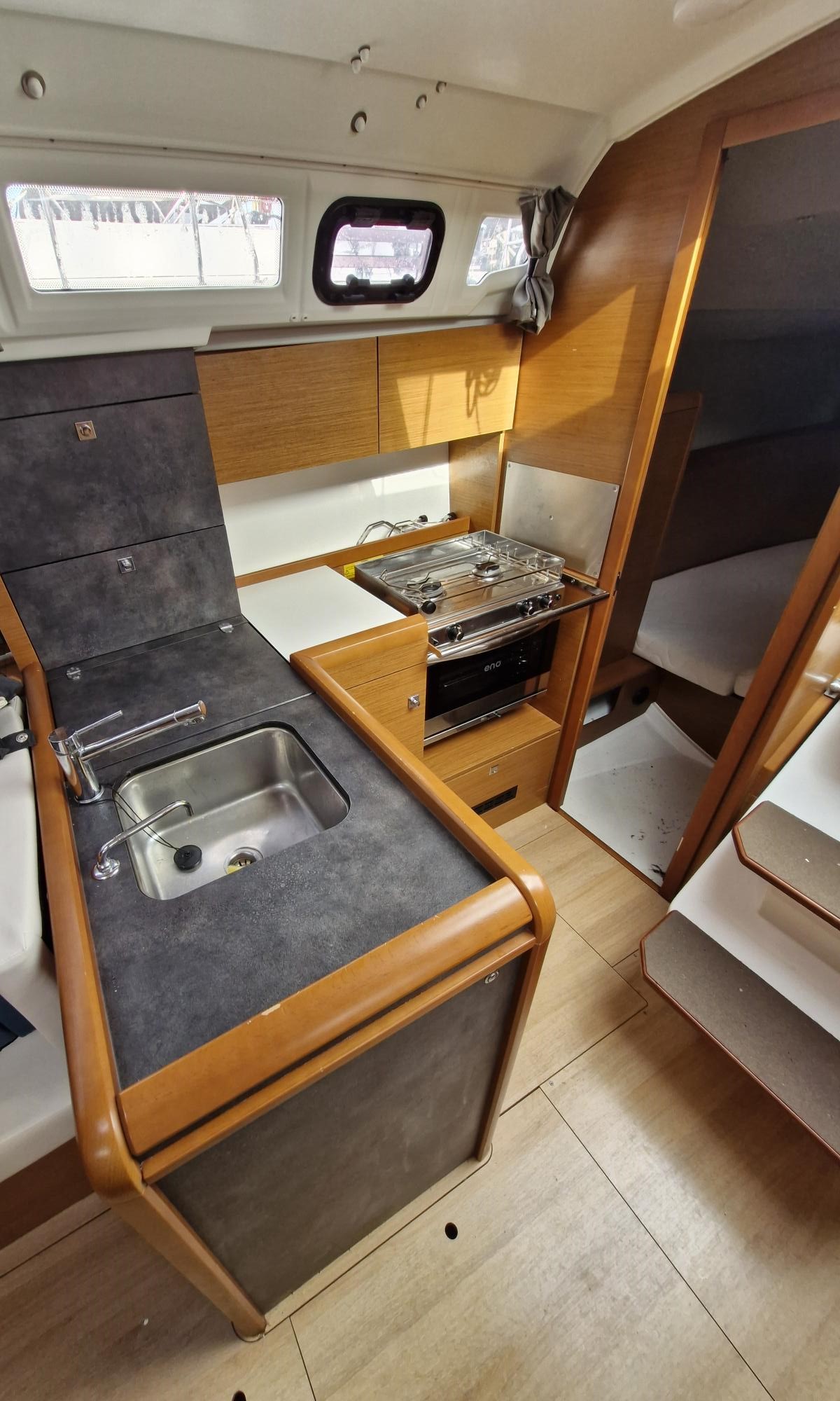 Photo #14 - Sun Odyssey 349 max 8 Pers (Ana) in Pula - 8190