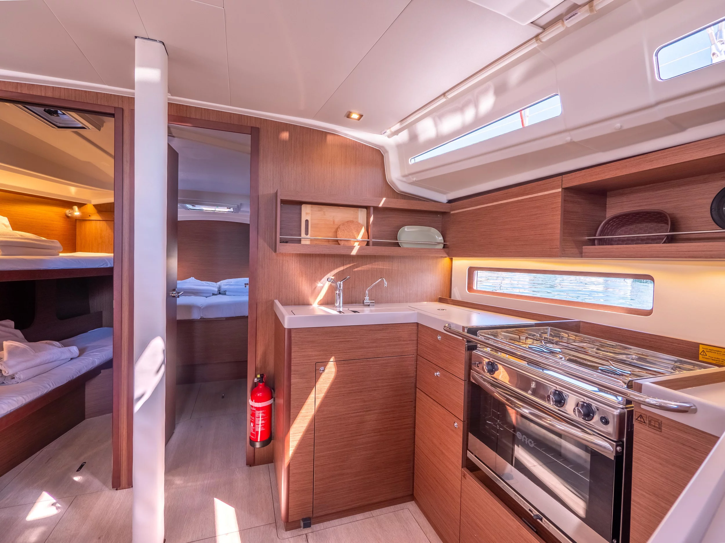 Oceanis 40.1 (MAMMA MIA)  - 1