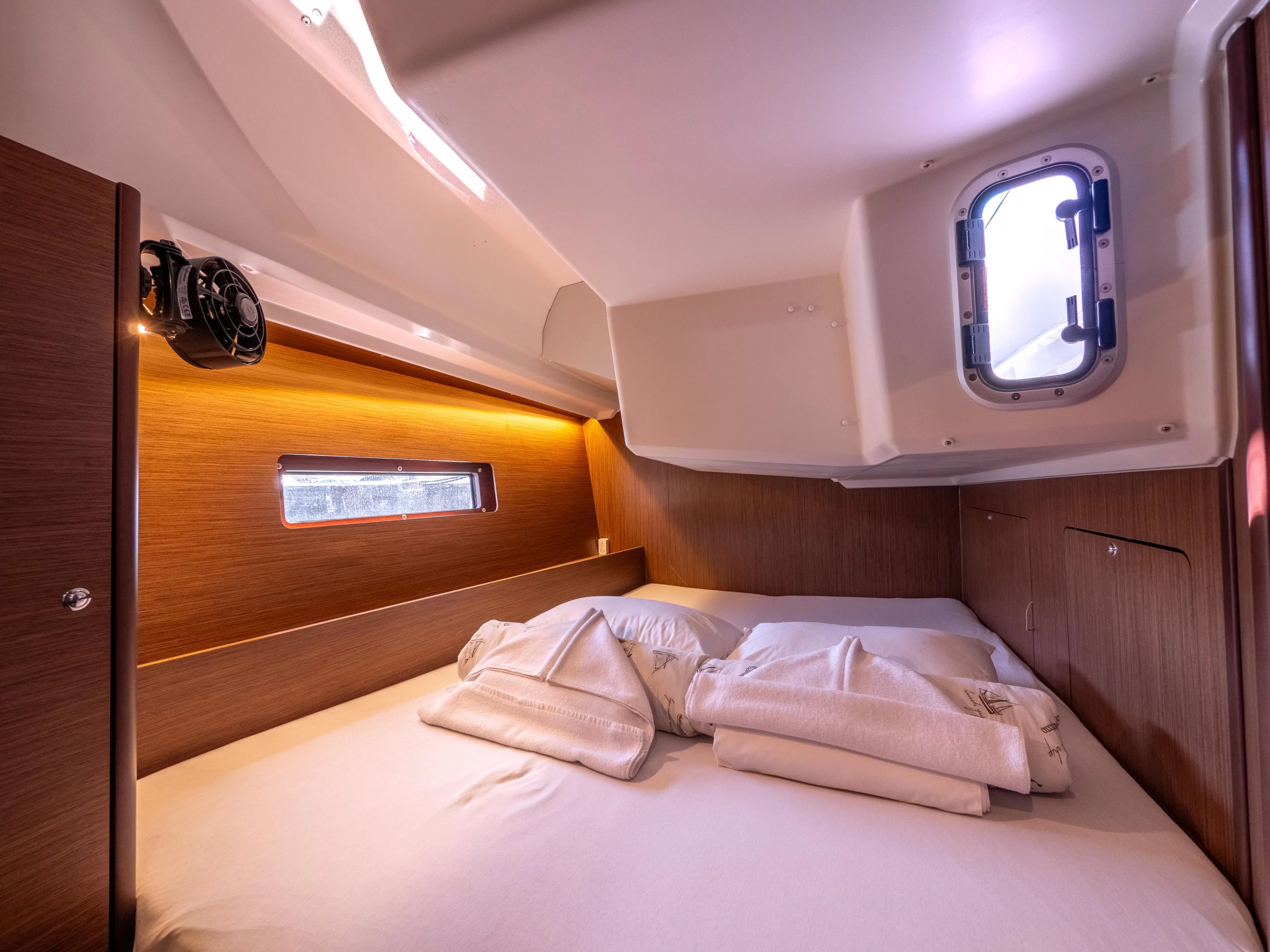 Oceanis 40.1 (MAMMA MIA)  - 30